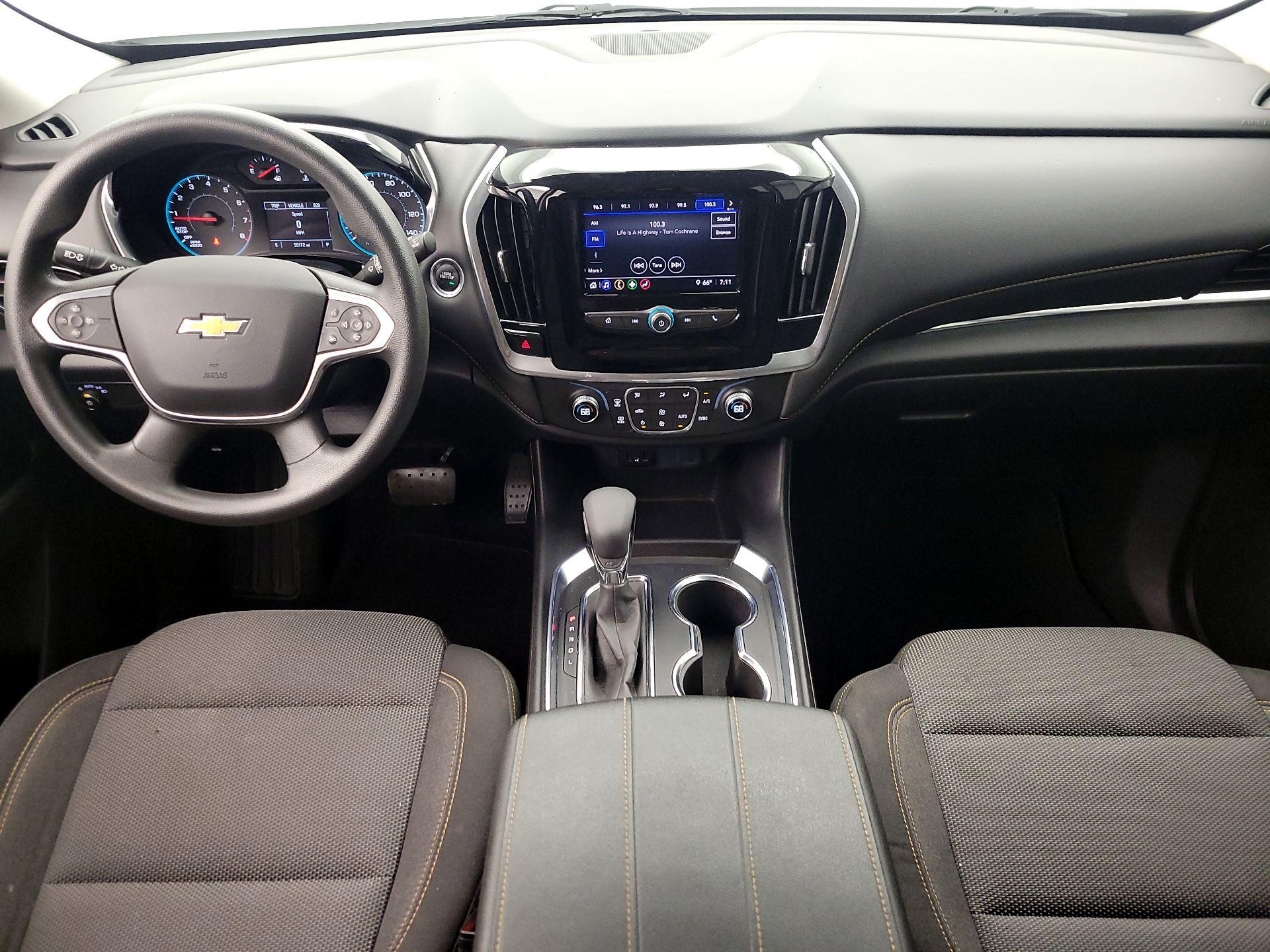 Thumbnail: 2021 Chevrolet Traverse - 9