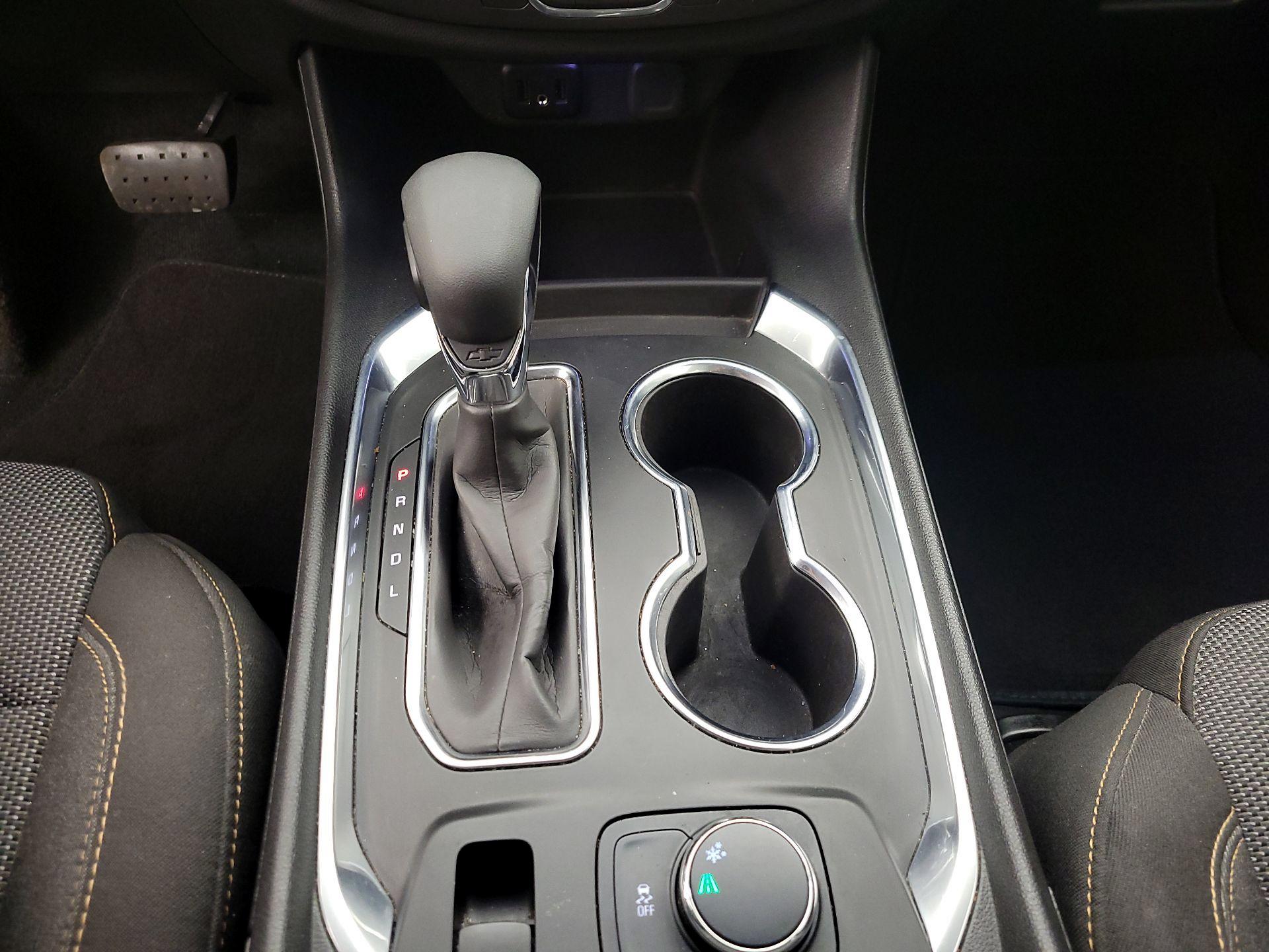 Thumbnail: 2021 Chevrolet Traverse - 17