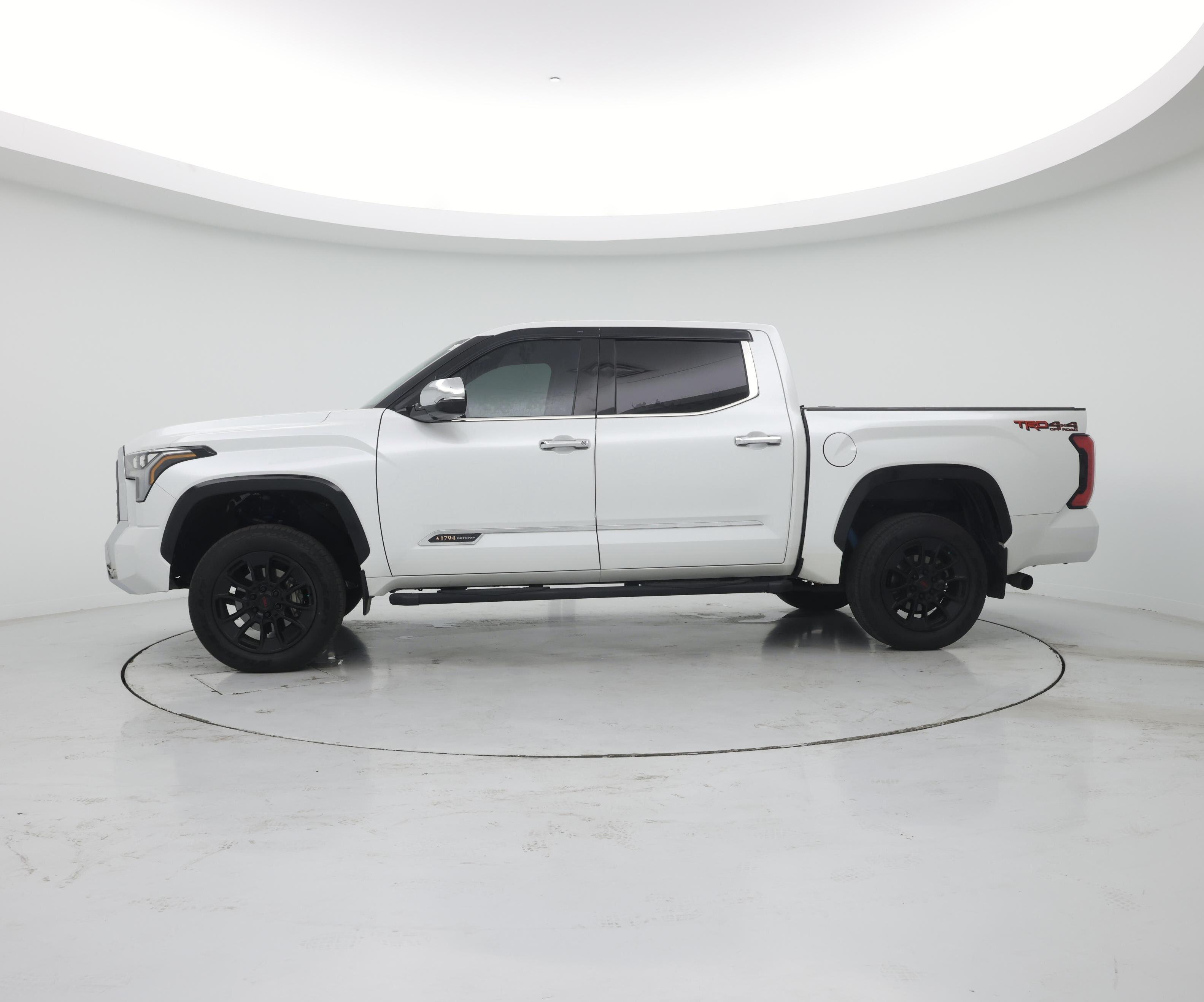 Thumbnail: 2022 Toyota Tundra - 3