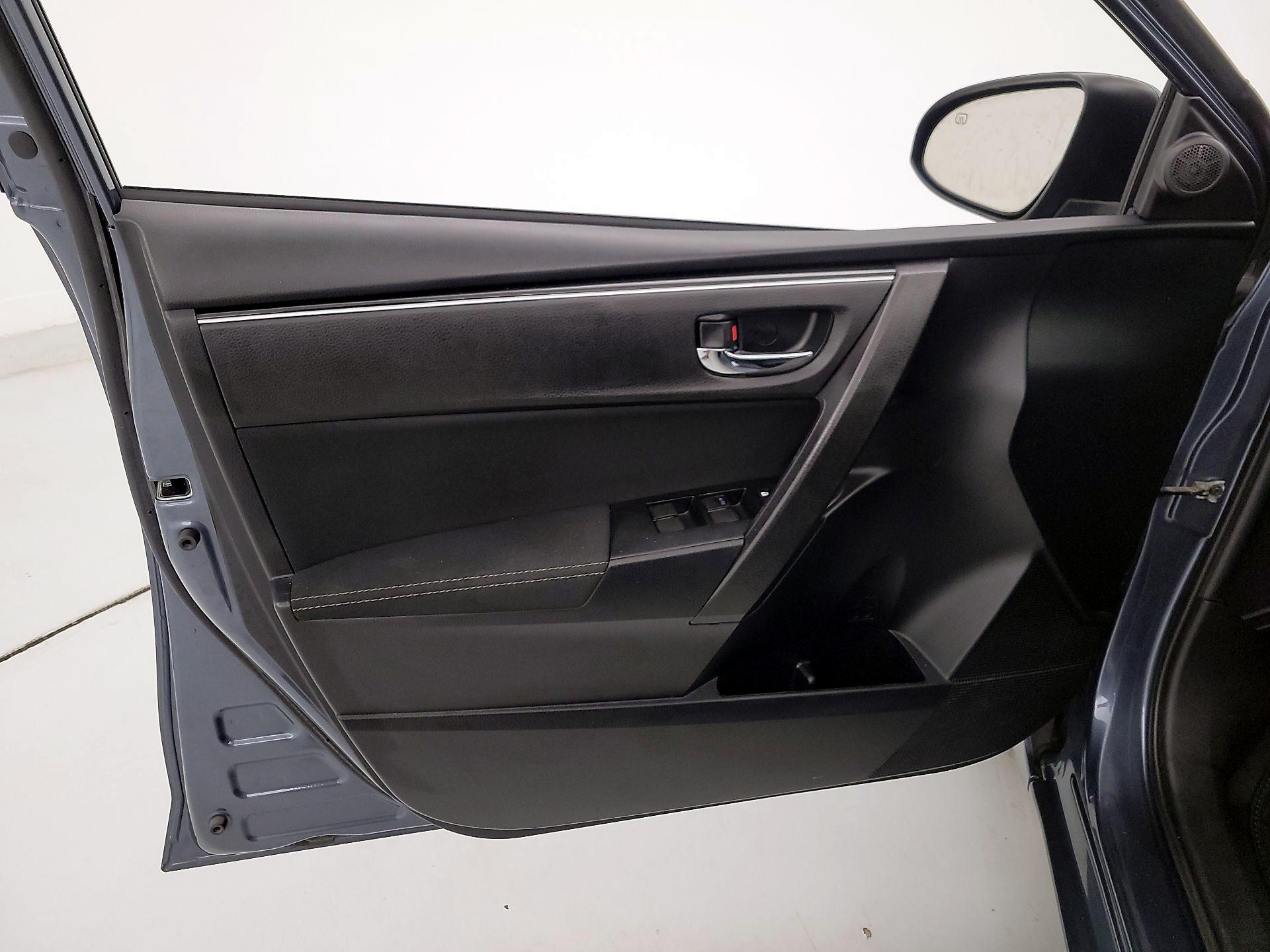 Thumbnail: 2019 Toyota Corolla - 12