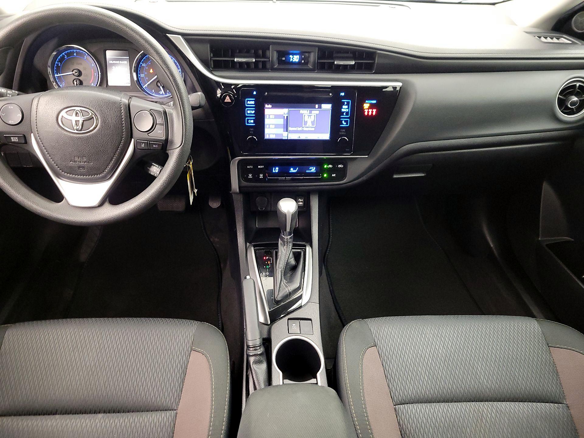 Thumbnail: 2019 Toyota Corolla - 17