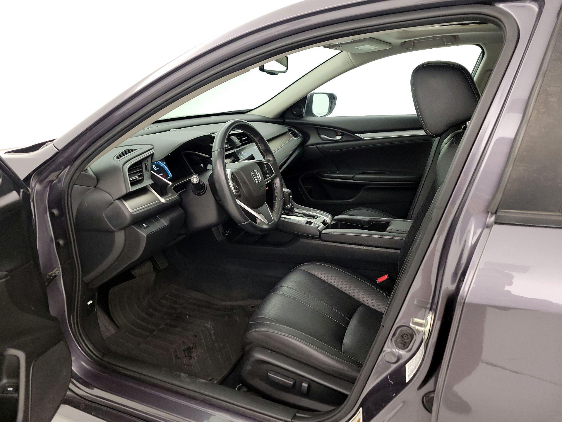 Thumbnail: 2016 Honda Civic - 11