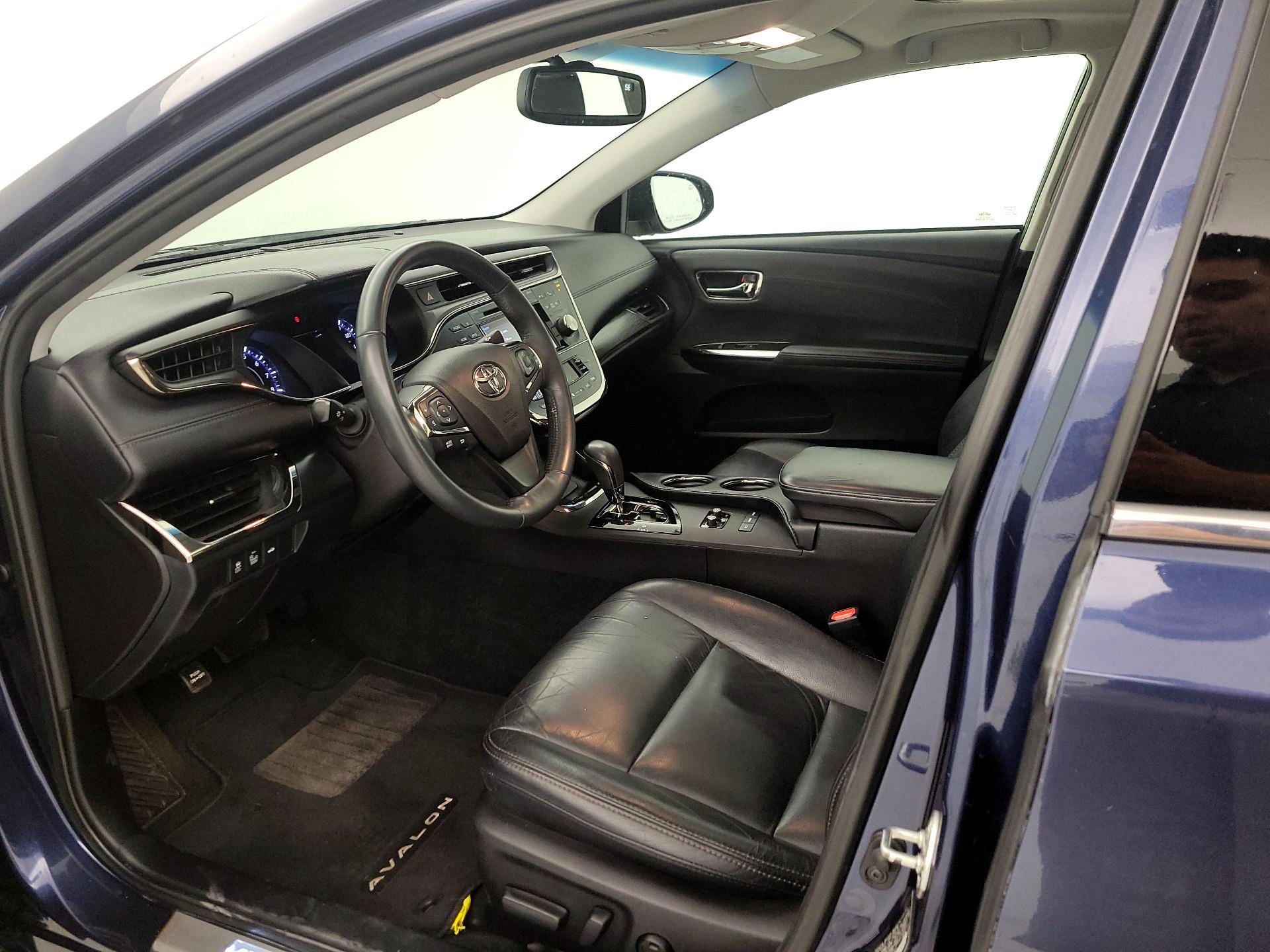 Thumbnail: 2016 Toyota Avalon - 11