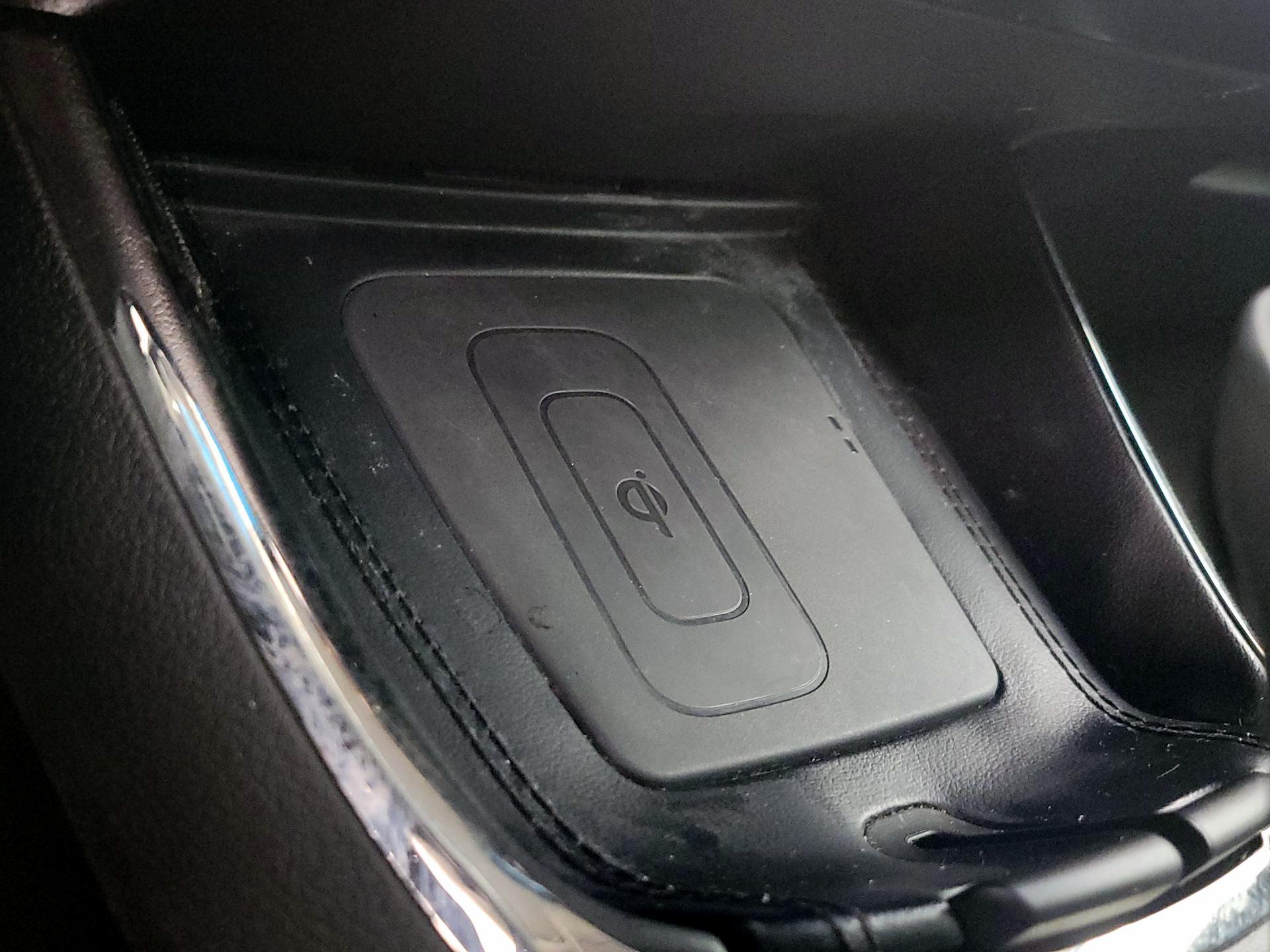 Thumbnail: 2016 Toyota Avalon - 18