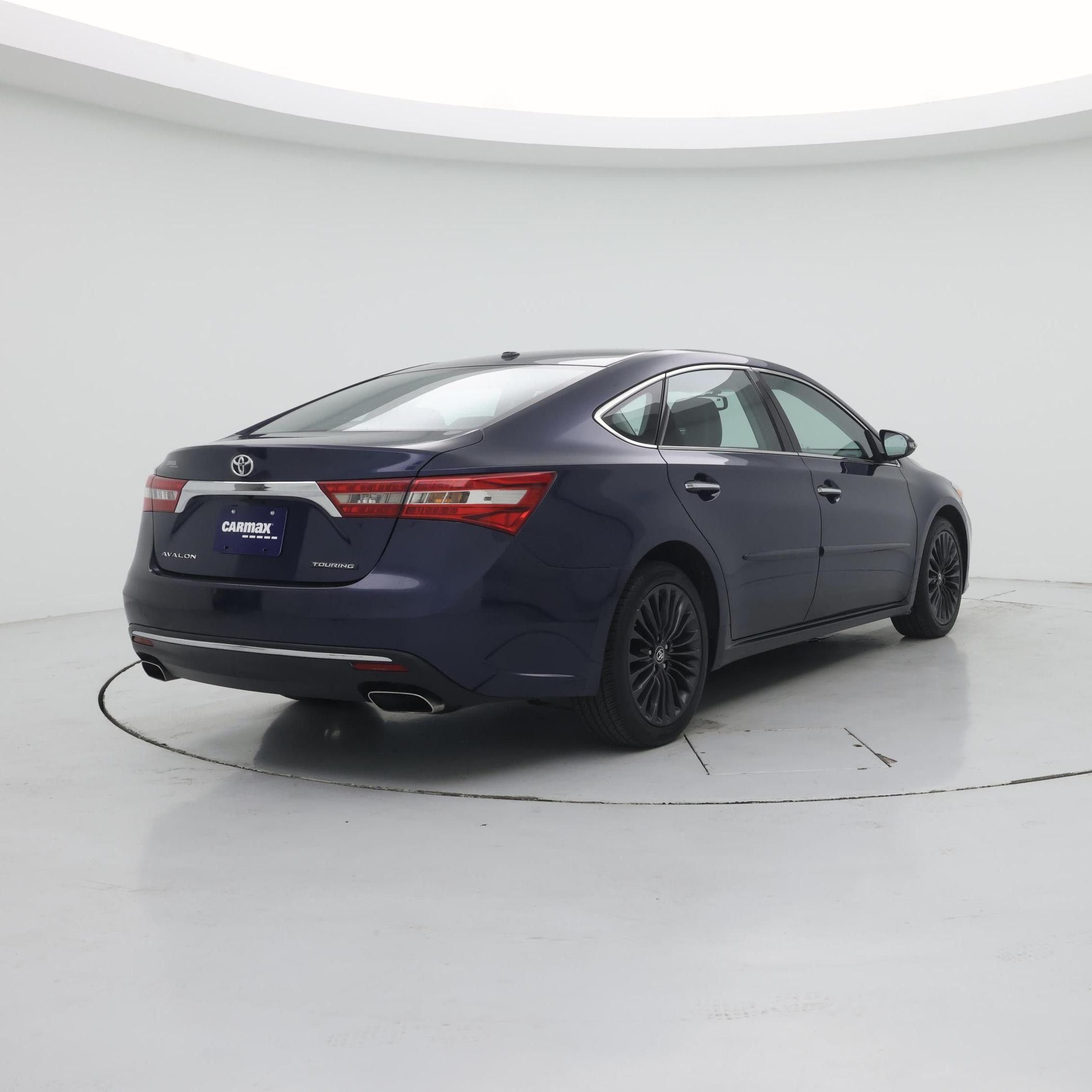Thumbnail: 2016 Toyota Avalon - 8