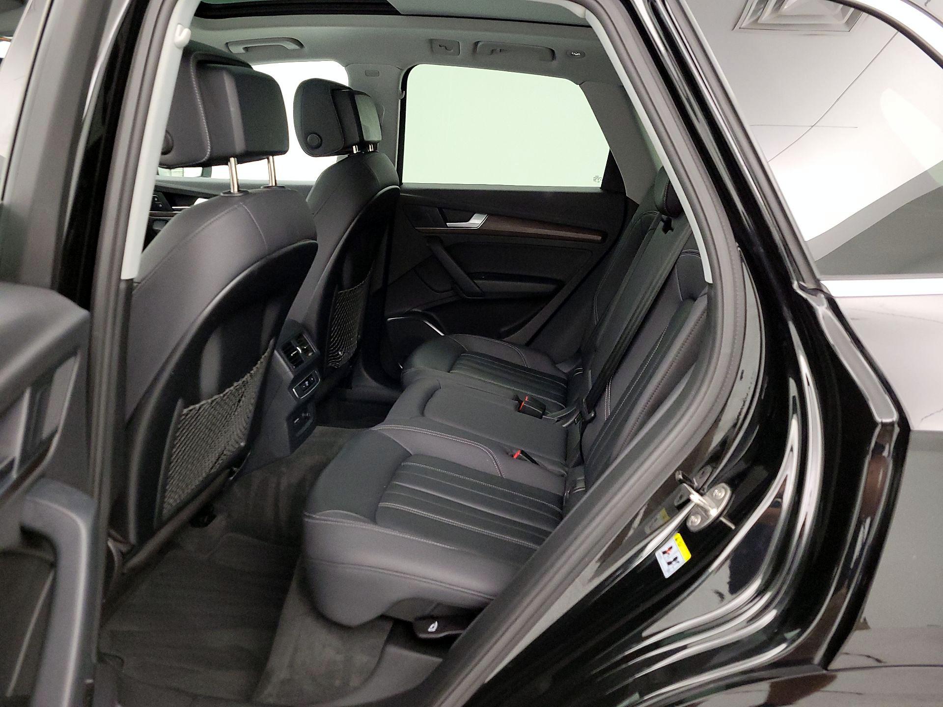Thumbnail: 2023 Audi Q5 - 20