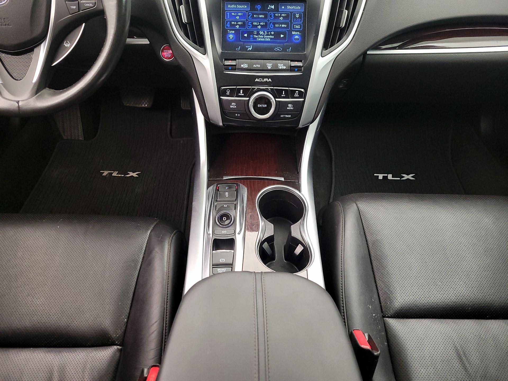 Thumbnail: 2015 Acura TLX - 17