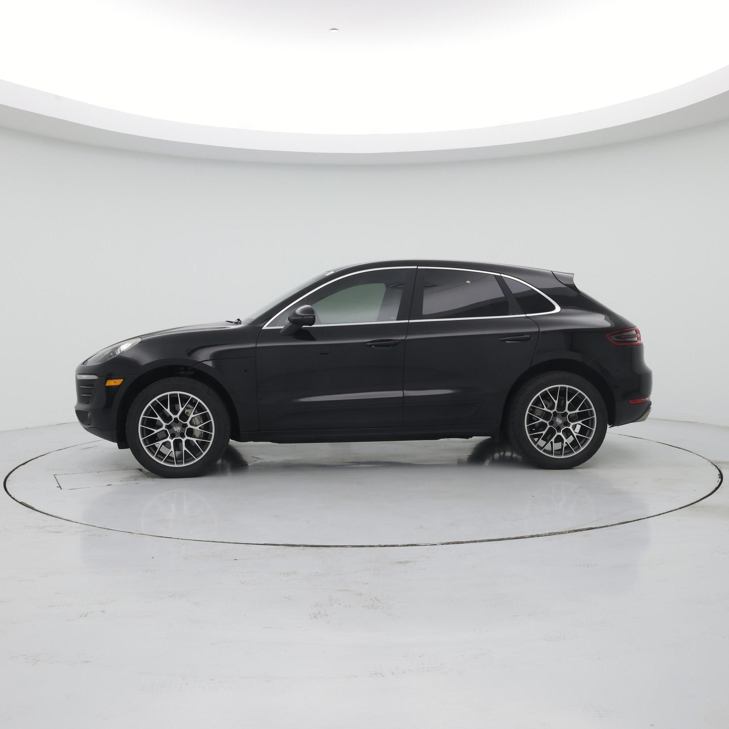 Thumbnail: 2015 Porsche Macan - 3