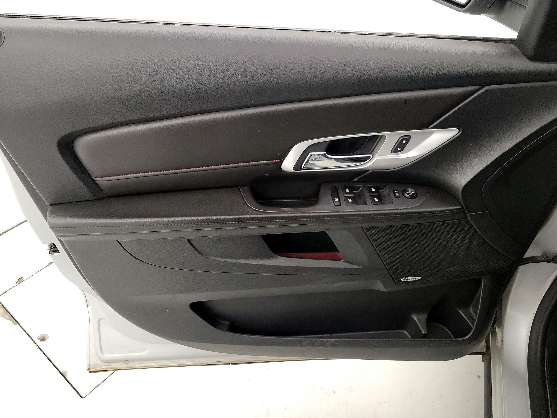 Thumbnail: 2016 GMC Terrain - 12