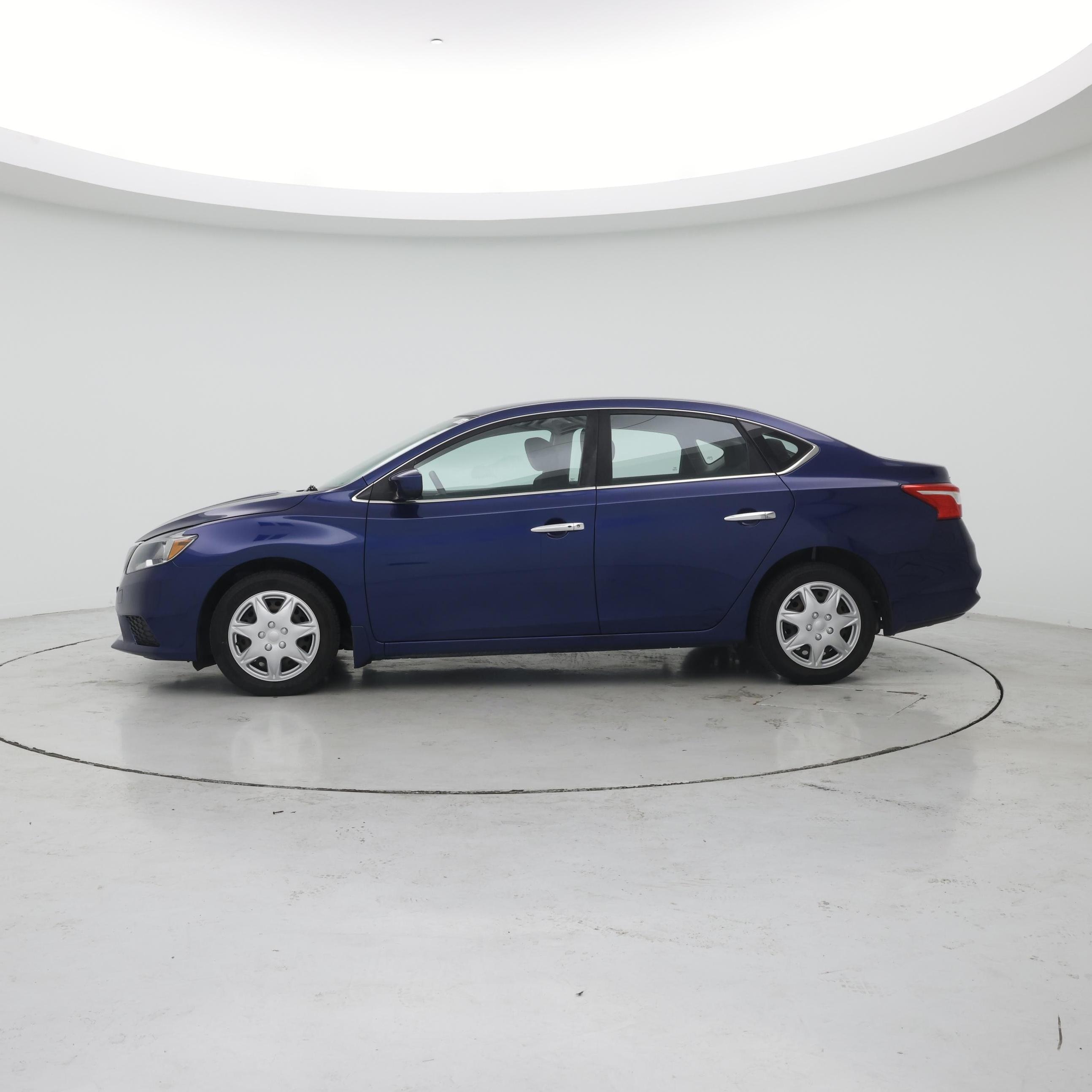 Thumbnail: 2017 Nissan Sentra - 3