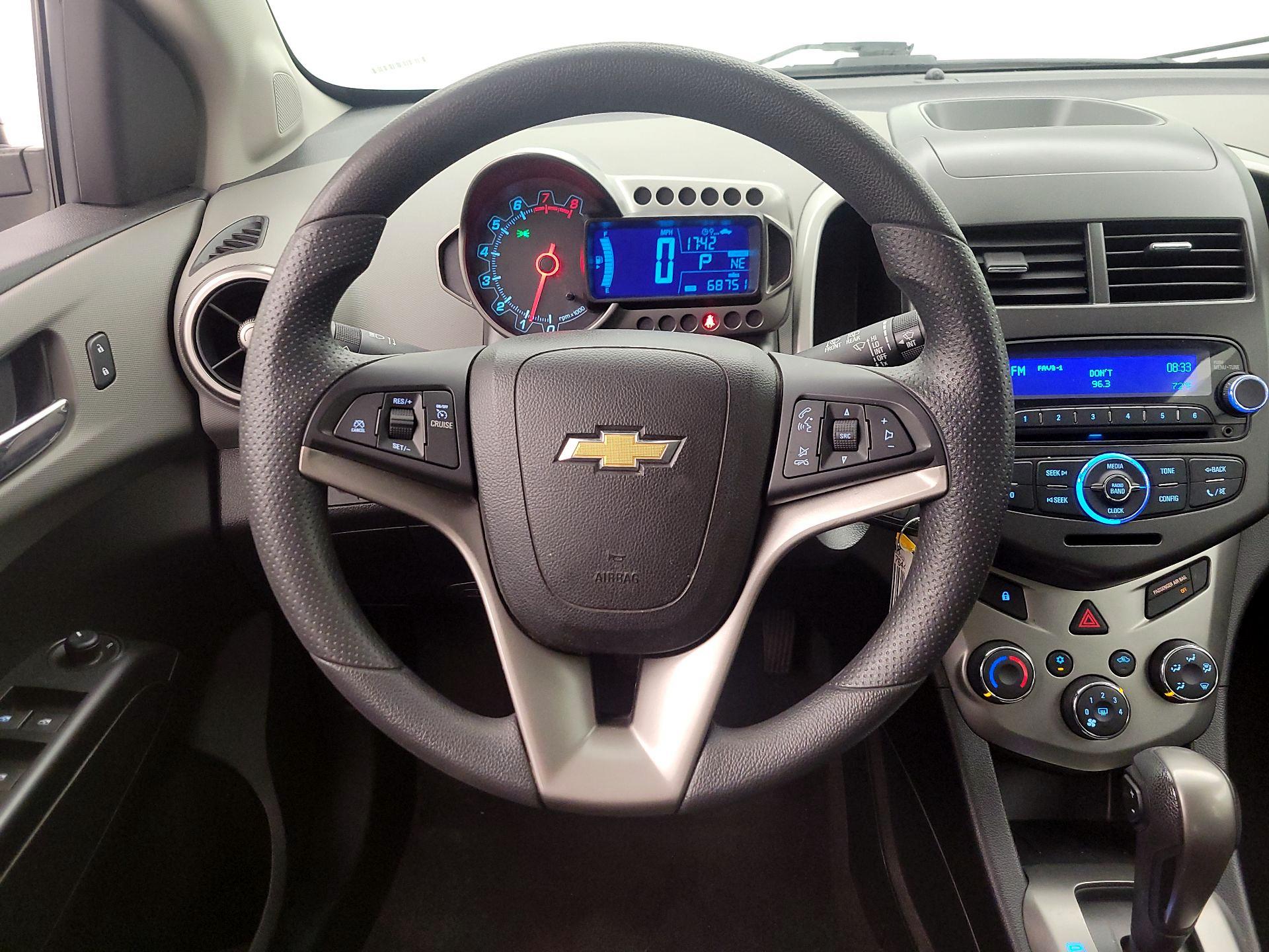 Thumbnail: 2015 Chevrolet Sonic - 10