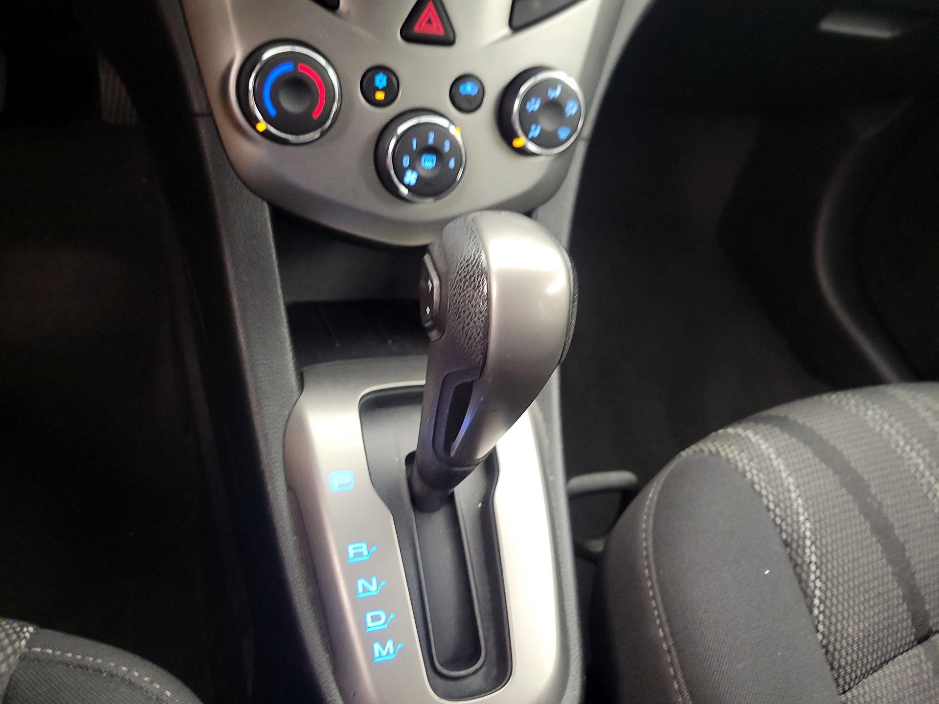 Thumbnail: 2015 Chevrolet Sonic - 16