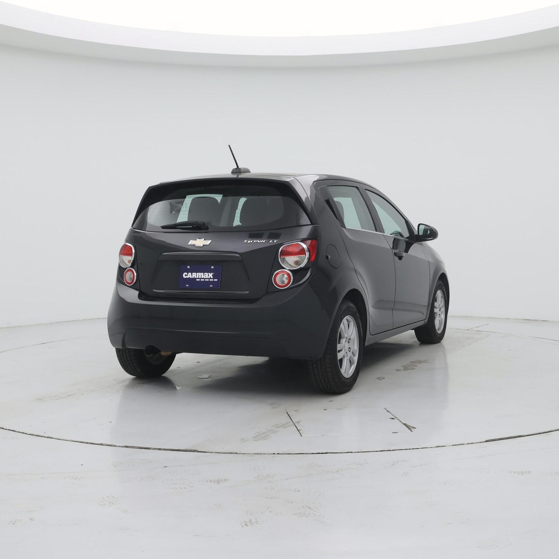 Thumbnail: 2015 Chevrolet Sonic - 8