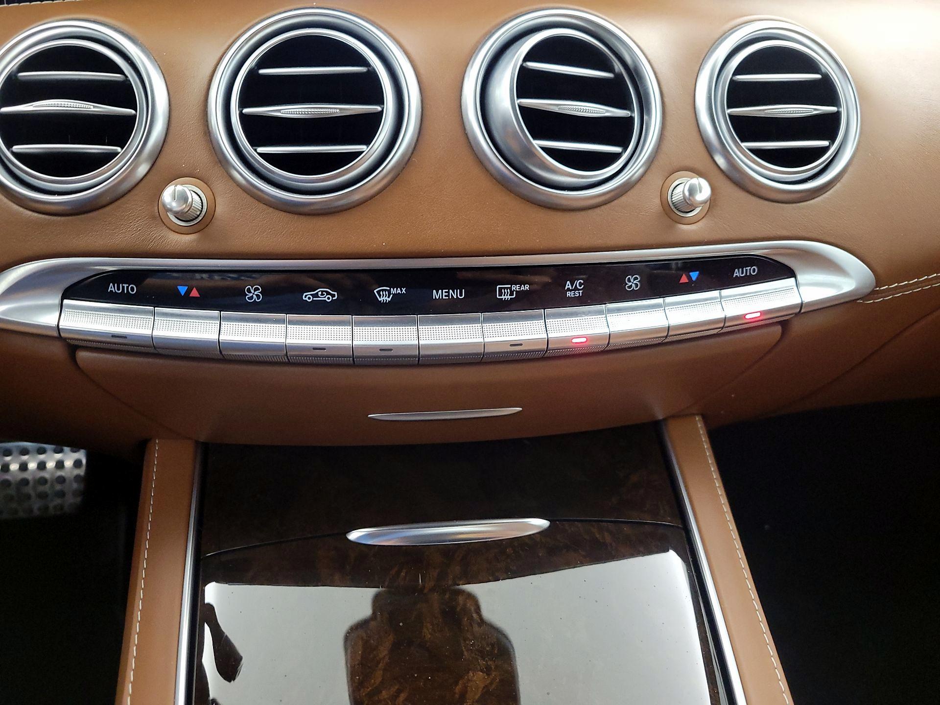 Thumbnail: 2015 Mercedes-Benz S-Class - 17