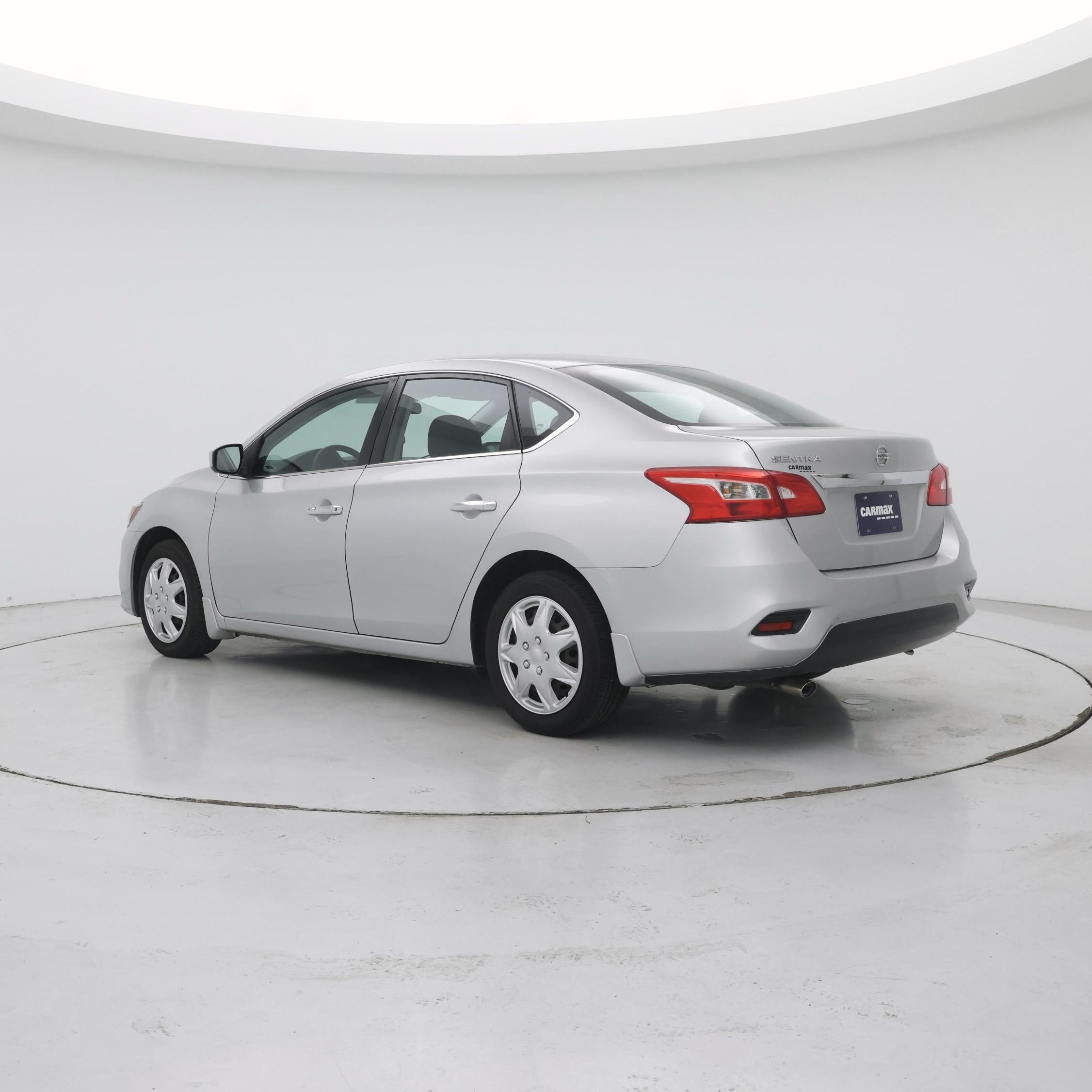 Thumbnail: 2017 Nissan Sentra - 2