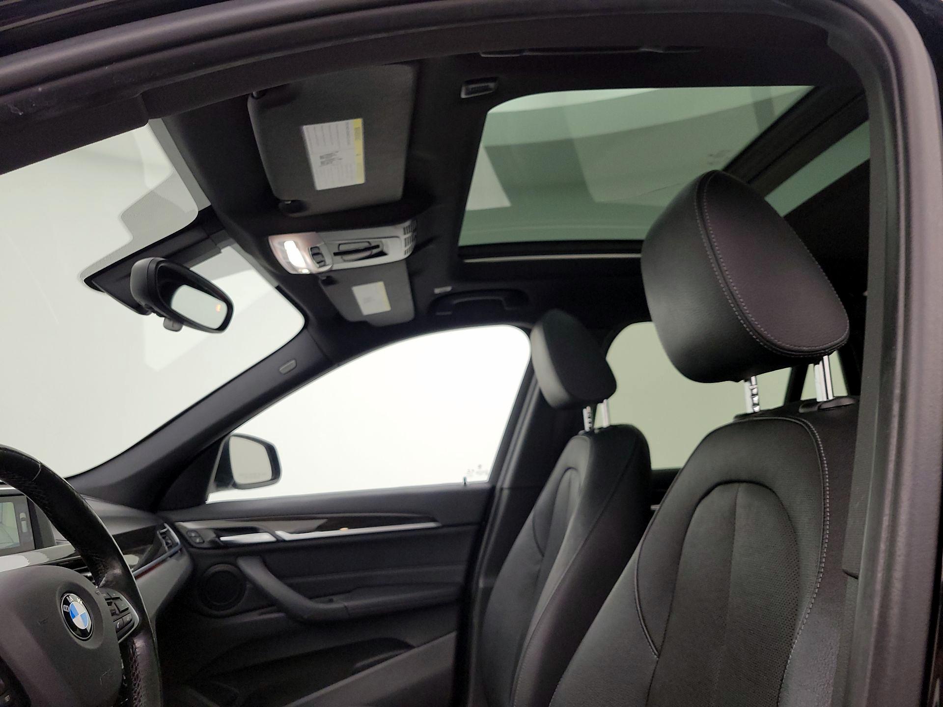 Thumbnail: 2017 BMW X1 - 20