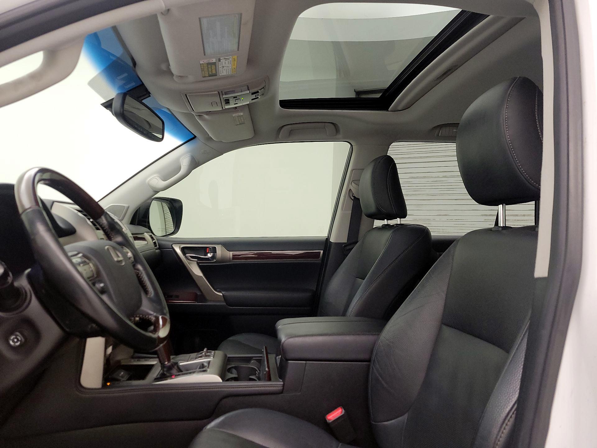 Thumbnail: 2019 Lexus GX - 20