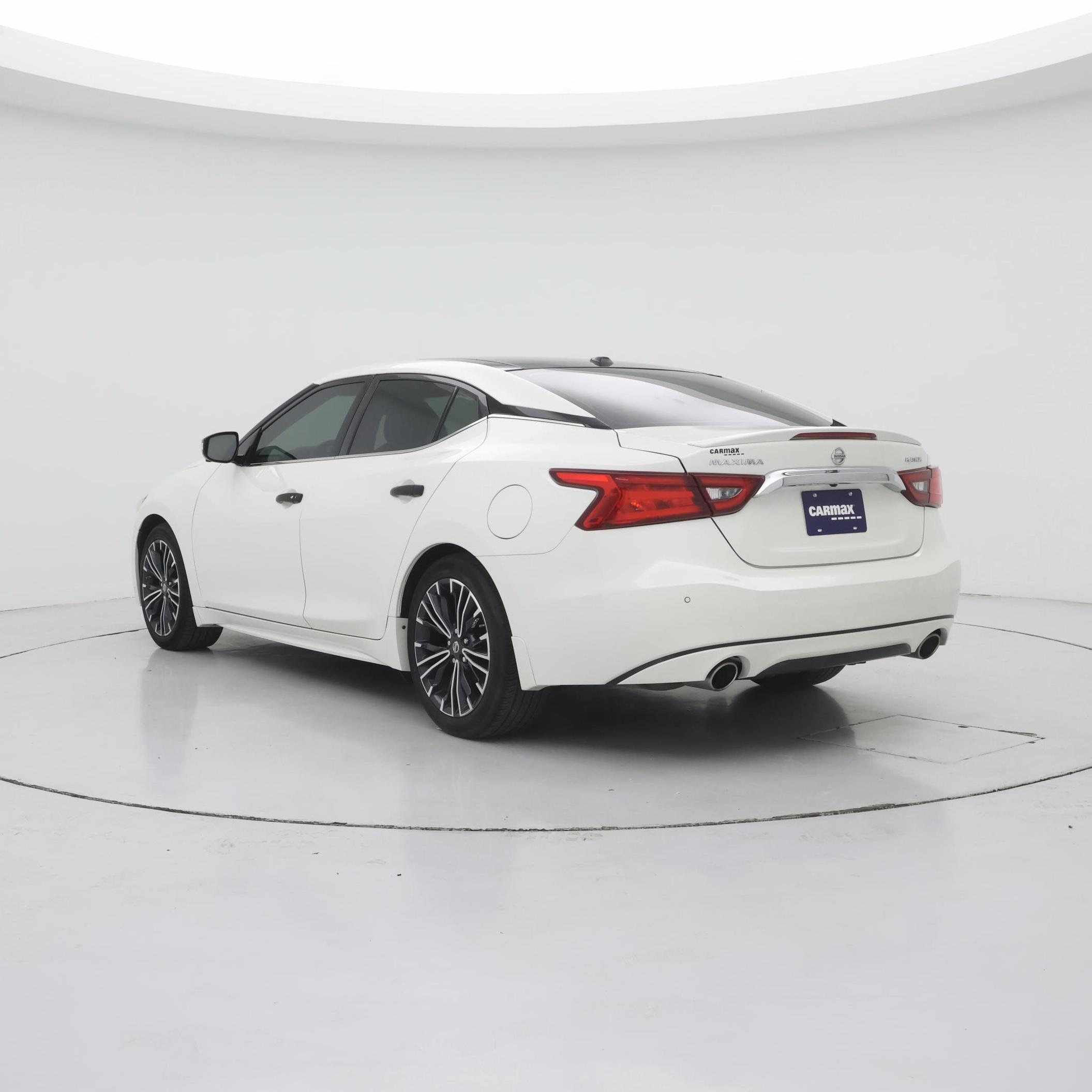 Thumbnail: 2017 Nissan Maxima - 2