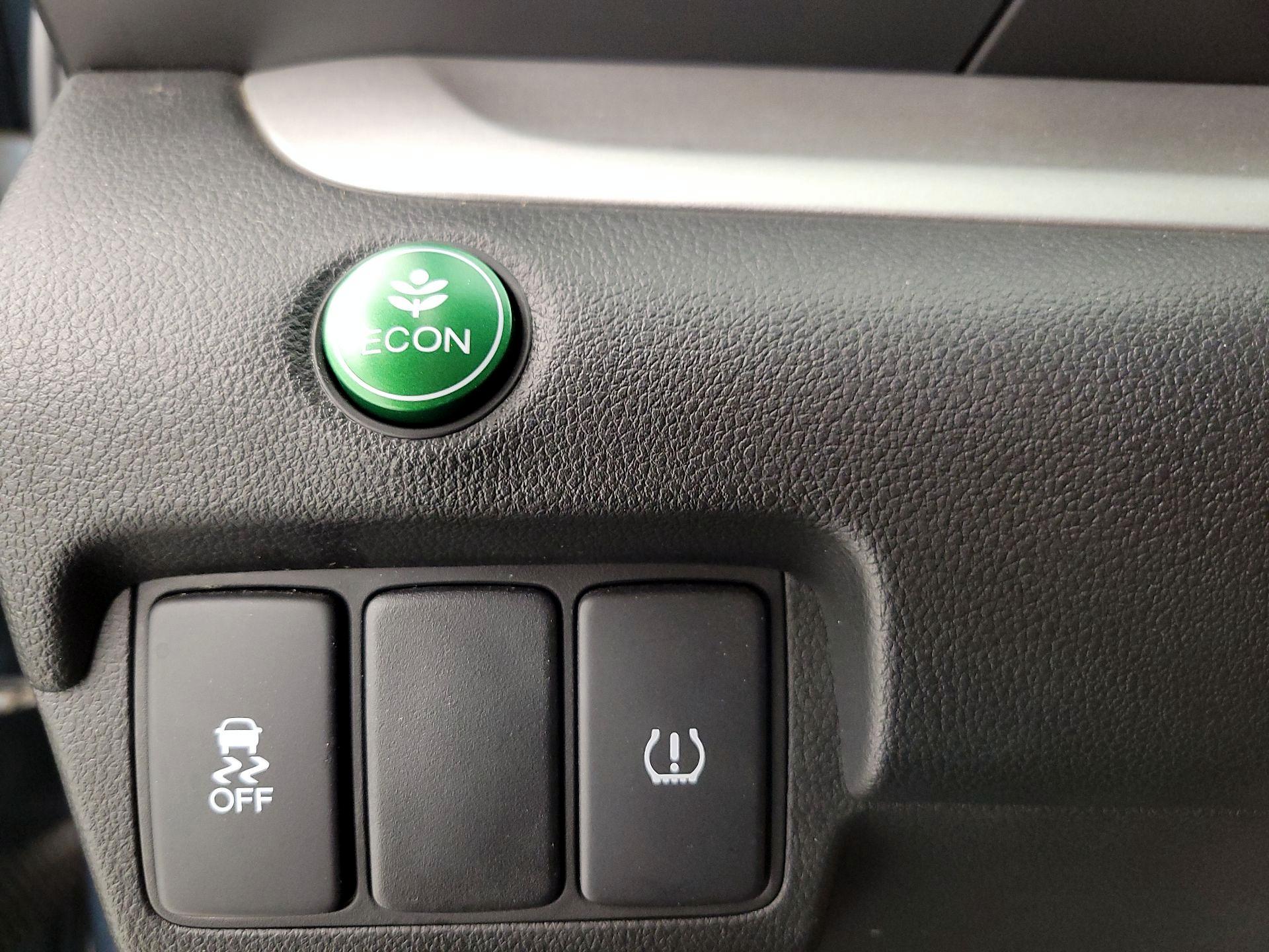 Thumbnail: 2014 Honda CR-V - 13