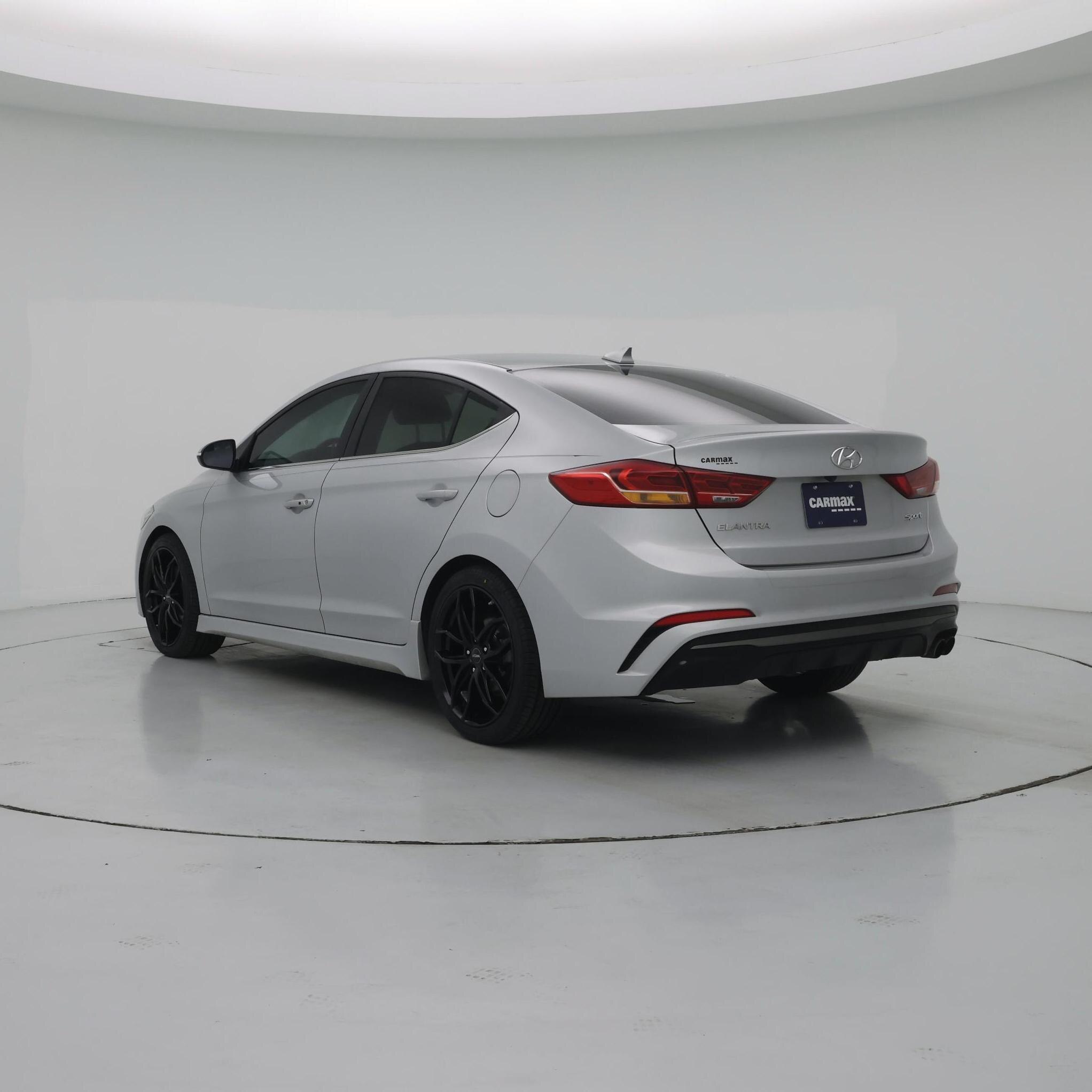 Thumbnail: 2018 Hyundai Elantra - 2