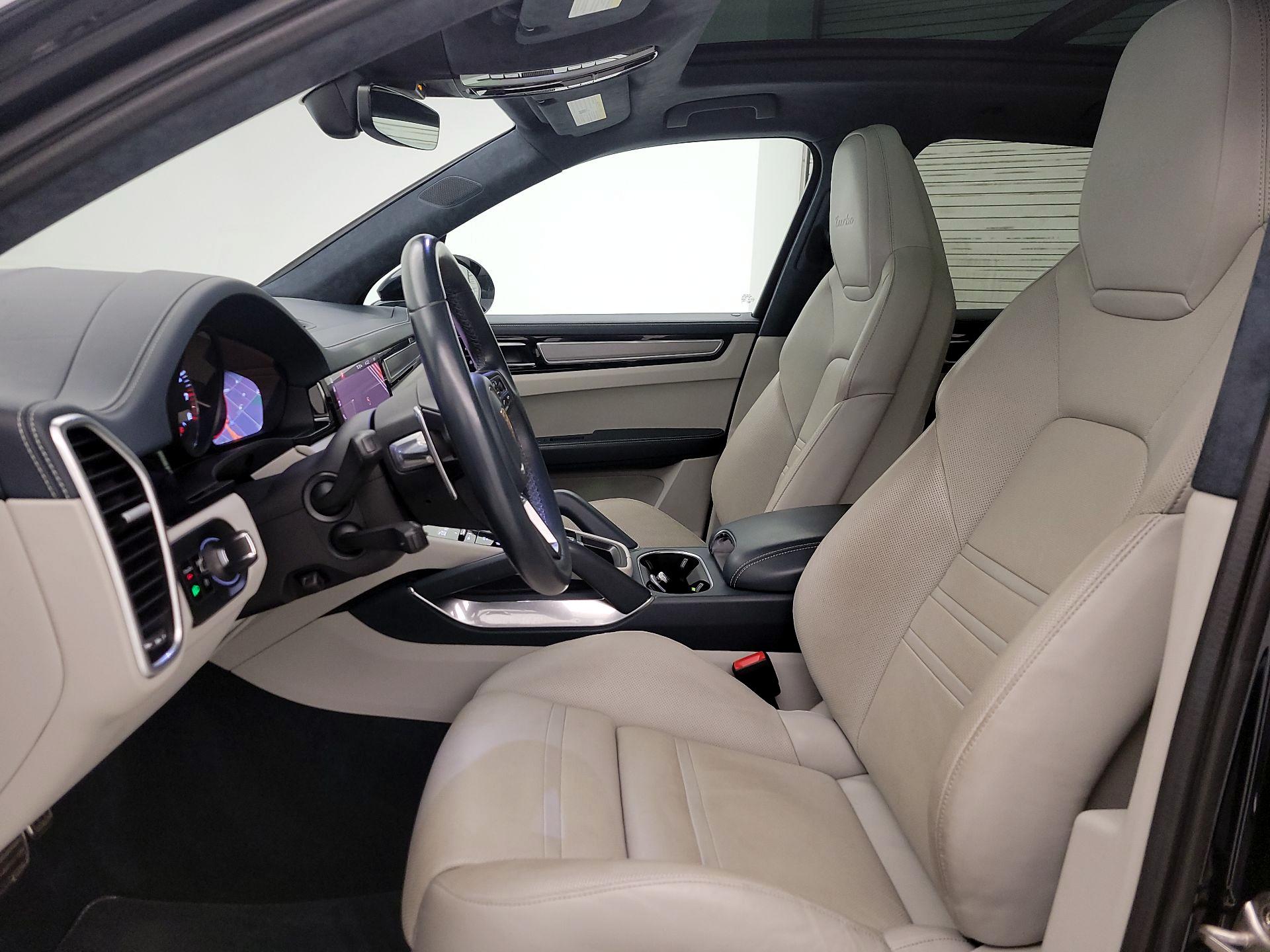 Thumbnail: 2020 Porsche Cayenne - 11