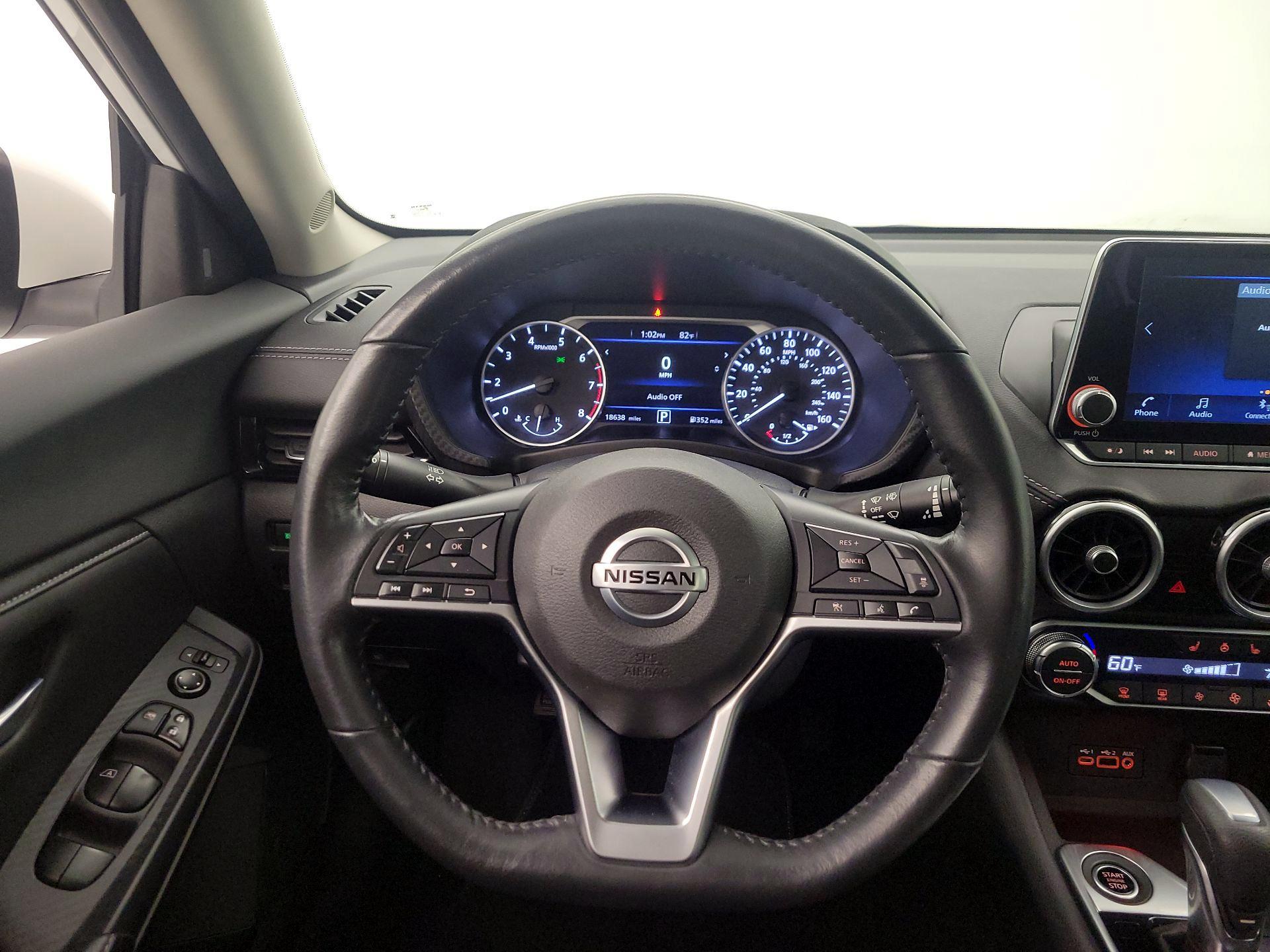 Thumbnail: 2023 Nissan Sentra - 10