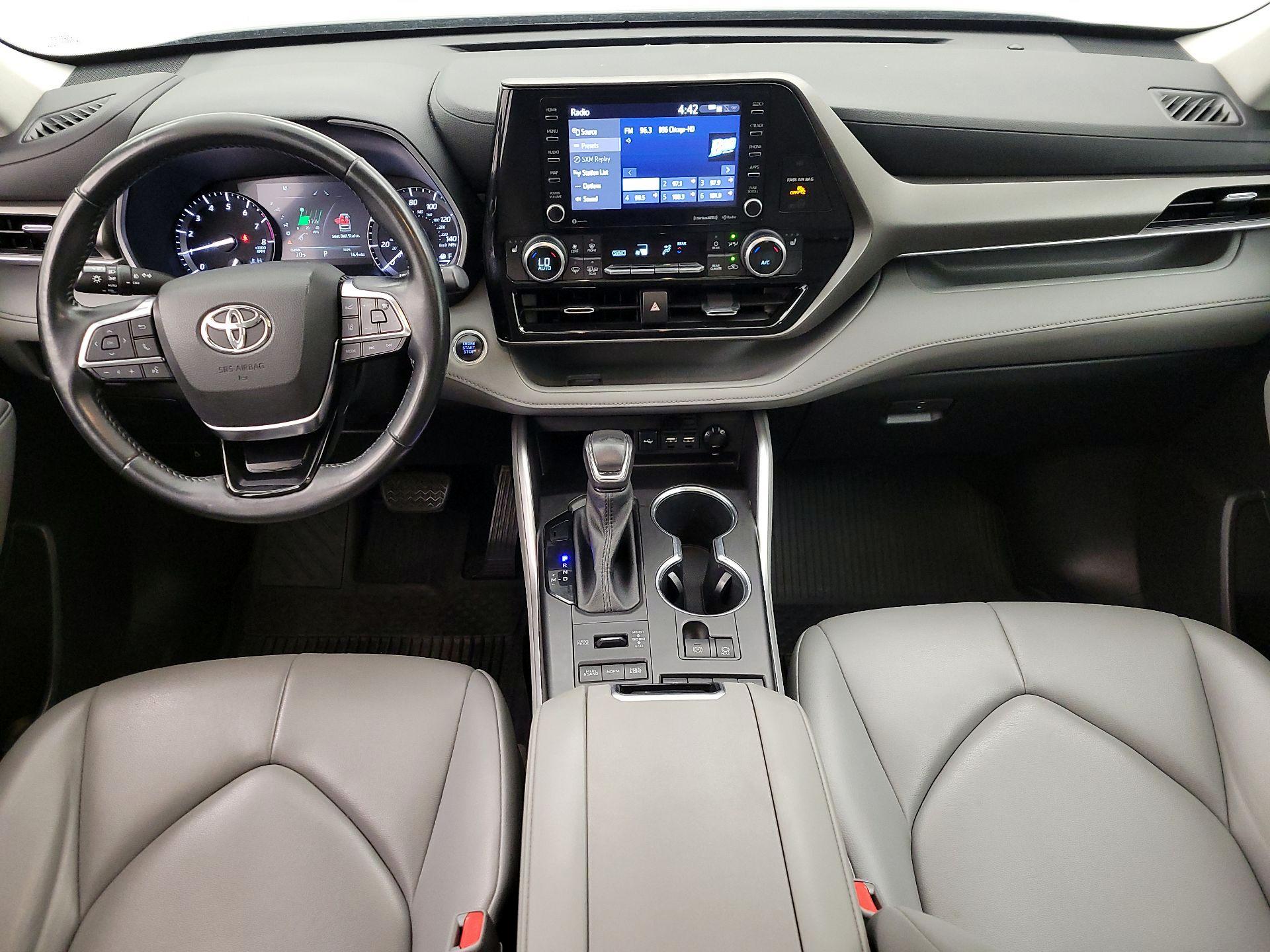 Thumbnail: 2021 Toyota Highlander - 9
