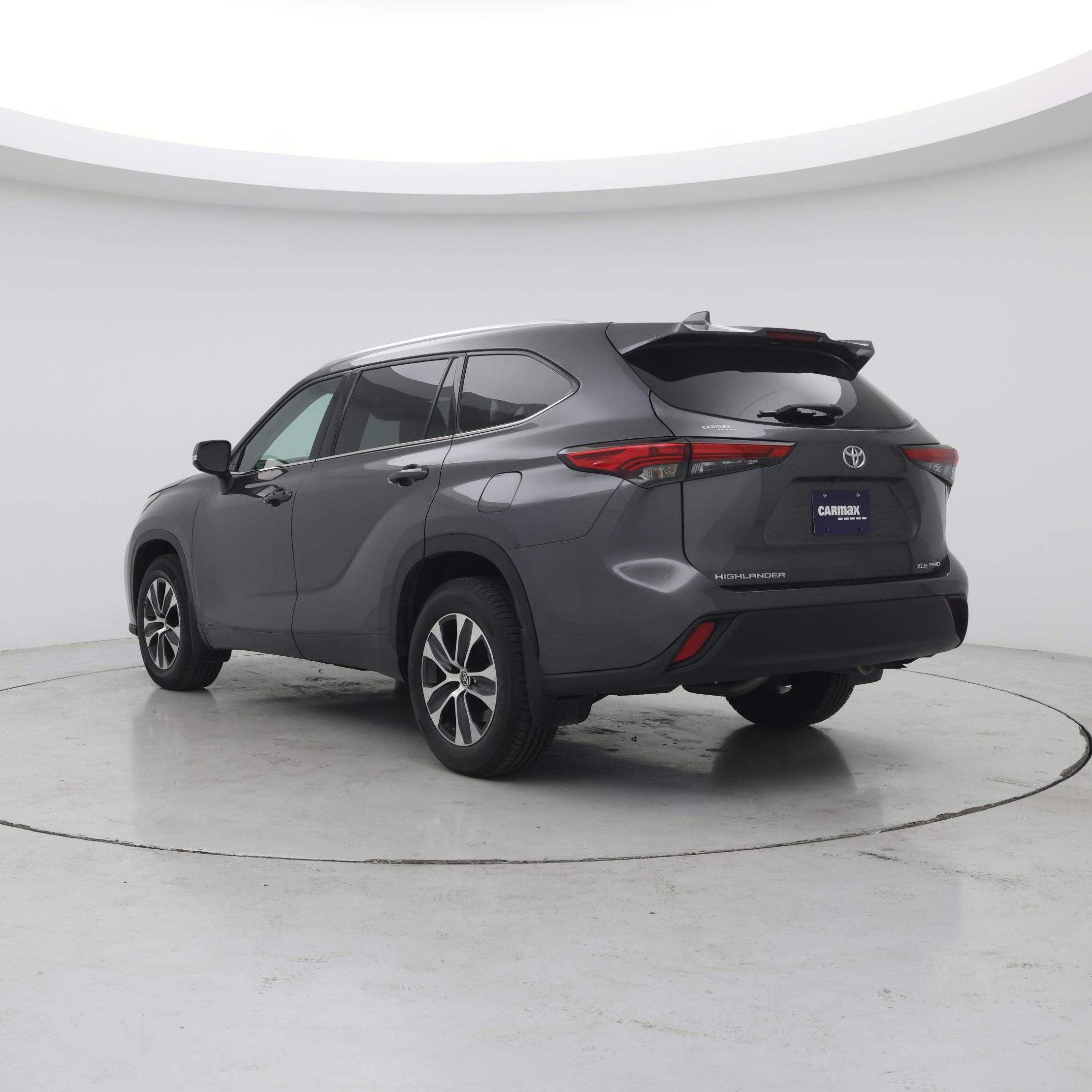Thumbnail: 2021 Toyota Highlander - 2