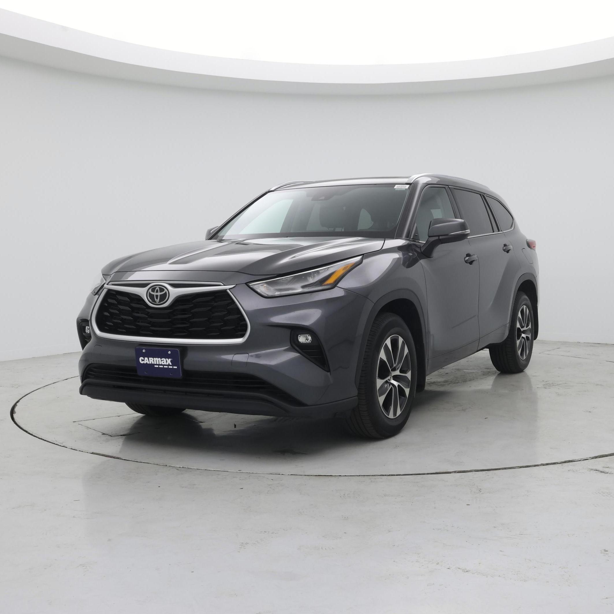 Thumbnail: 2021 Toyota Highlander - 4