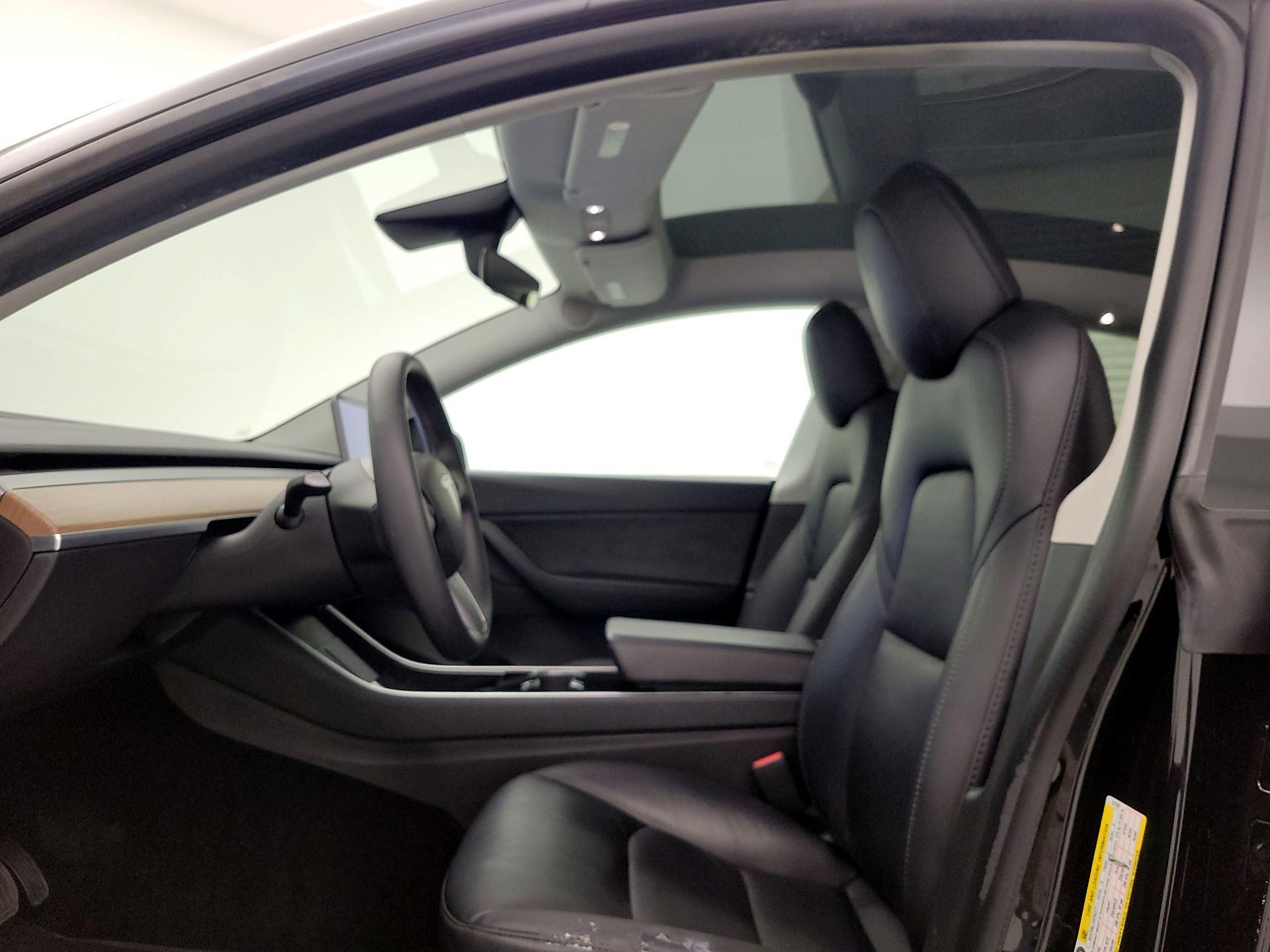 Thumbnail: 2021 Tesla Model Y - 18