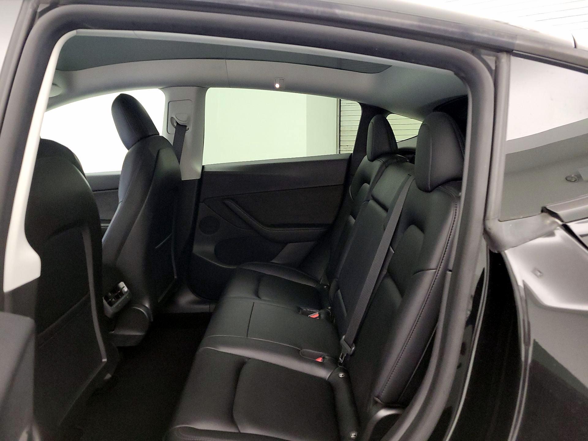 Thumbnail: 2021 Tesla Model Y - 19