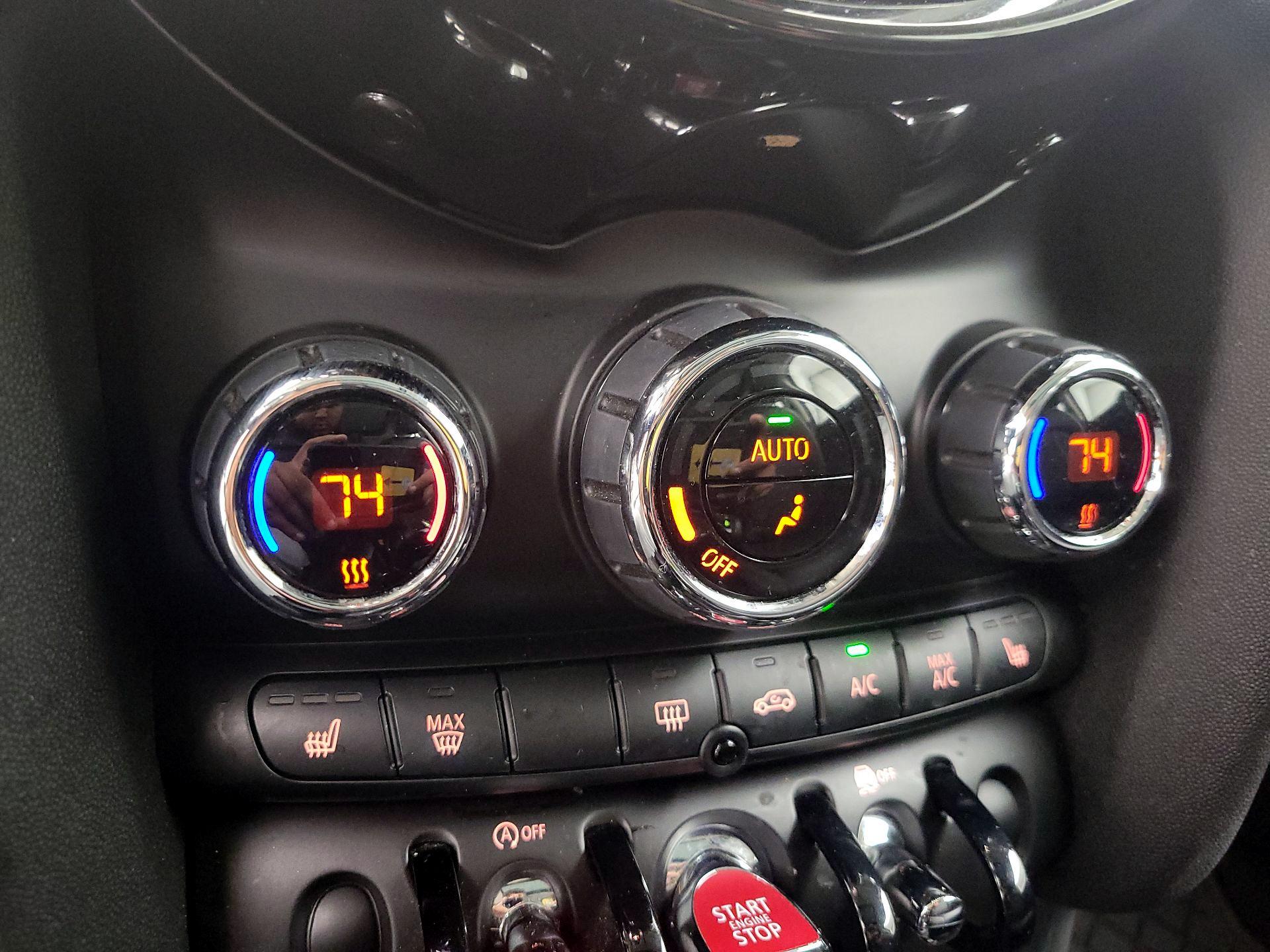 Thumbnail: 2018 MINI Cooper Hardtop - 16