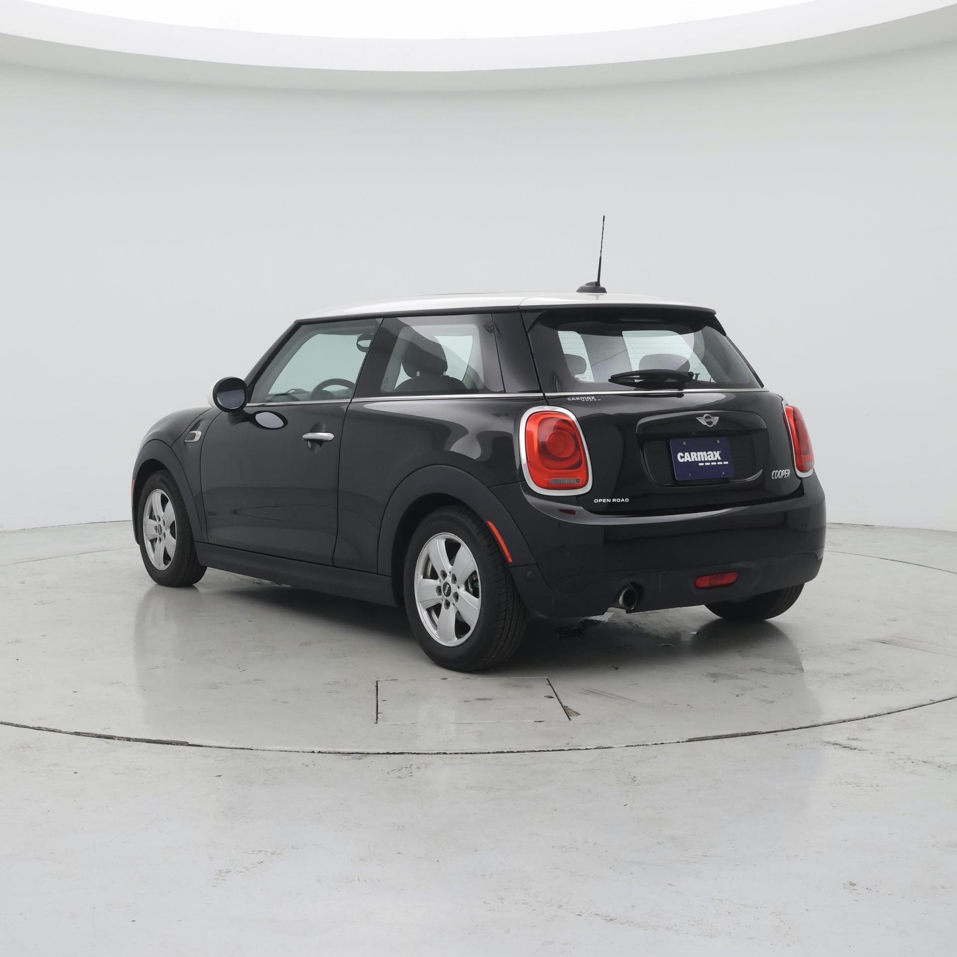 Thumbnail: 2018 MINI Cooper Hardtop - 2