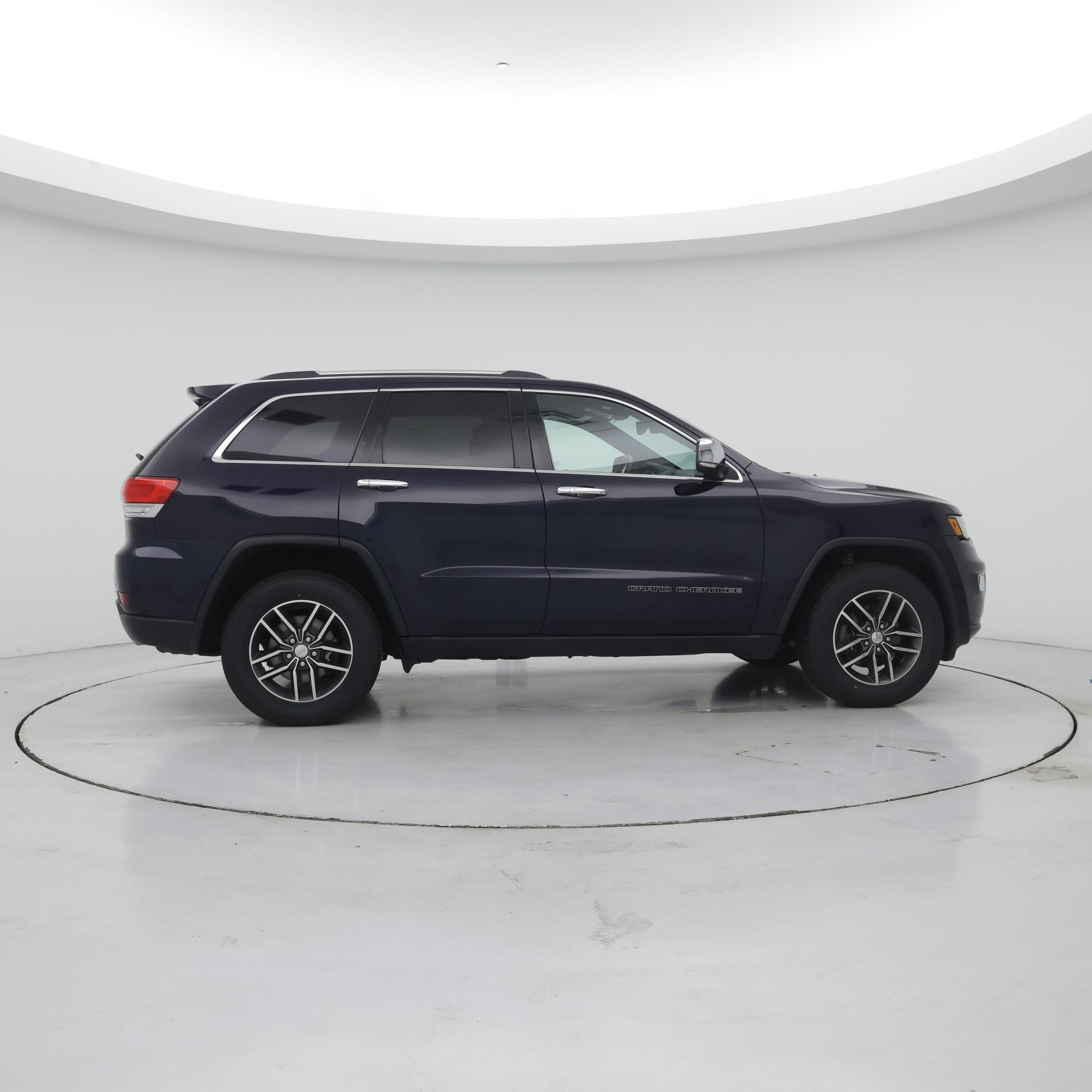 Thumbnail: 2017 Jeep Grand Cherokee - 7