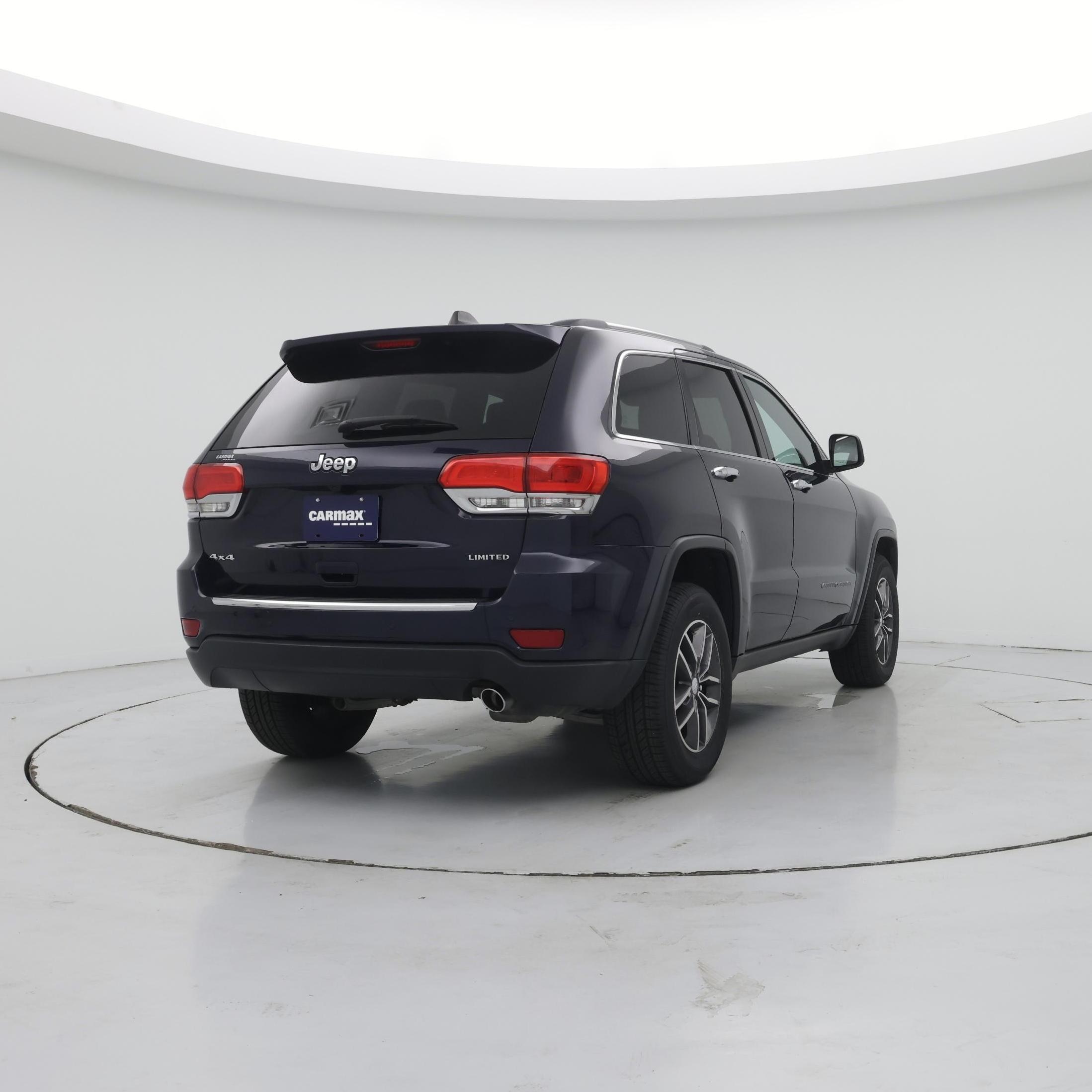 Thumbnail: 2017 Jeep Grand Cherokee - 8