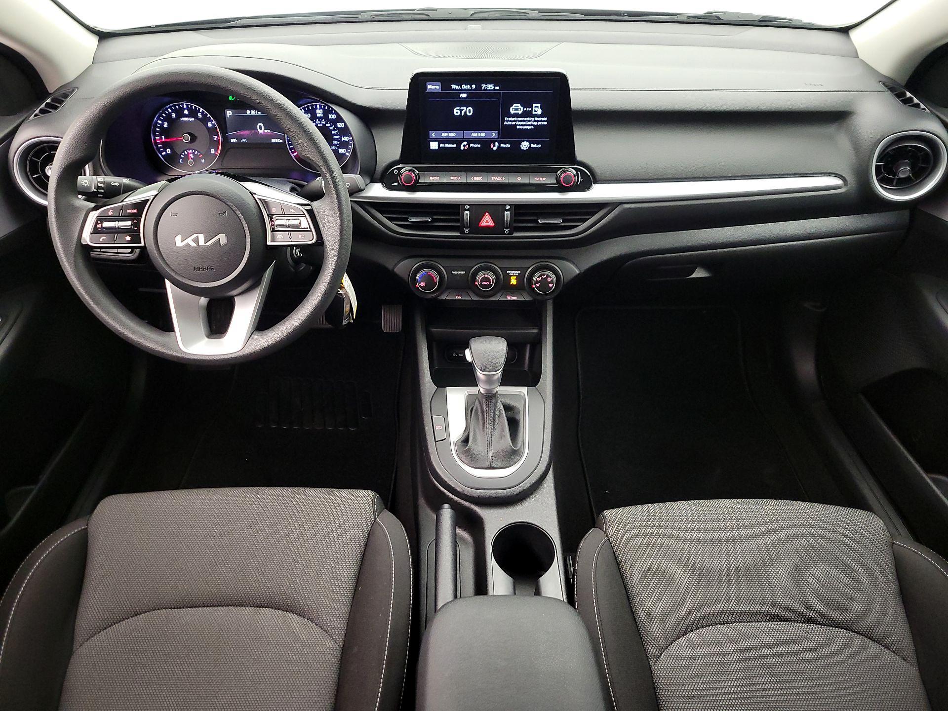 Thumbnail: 2024 Kia Forte - 9
