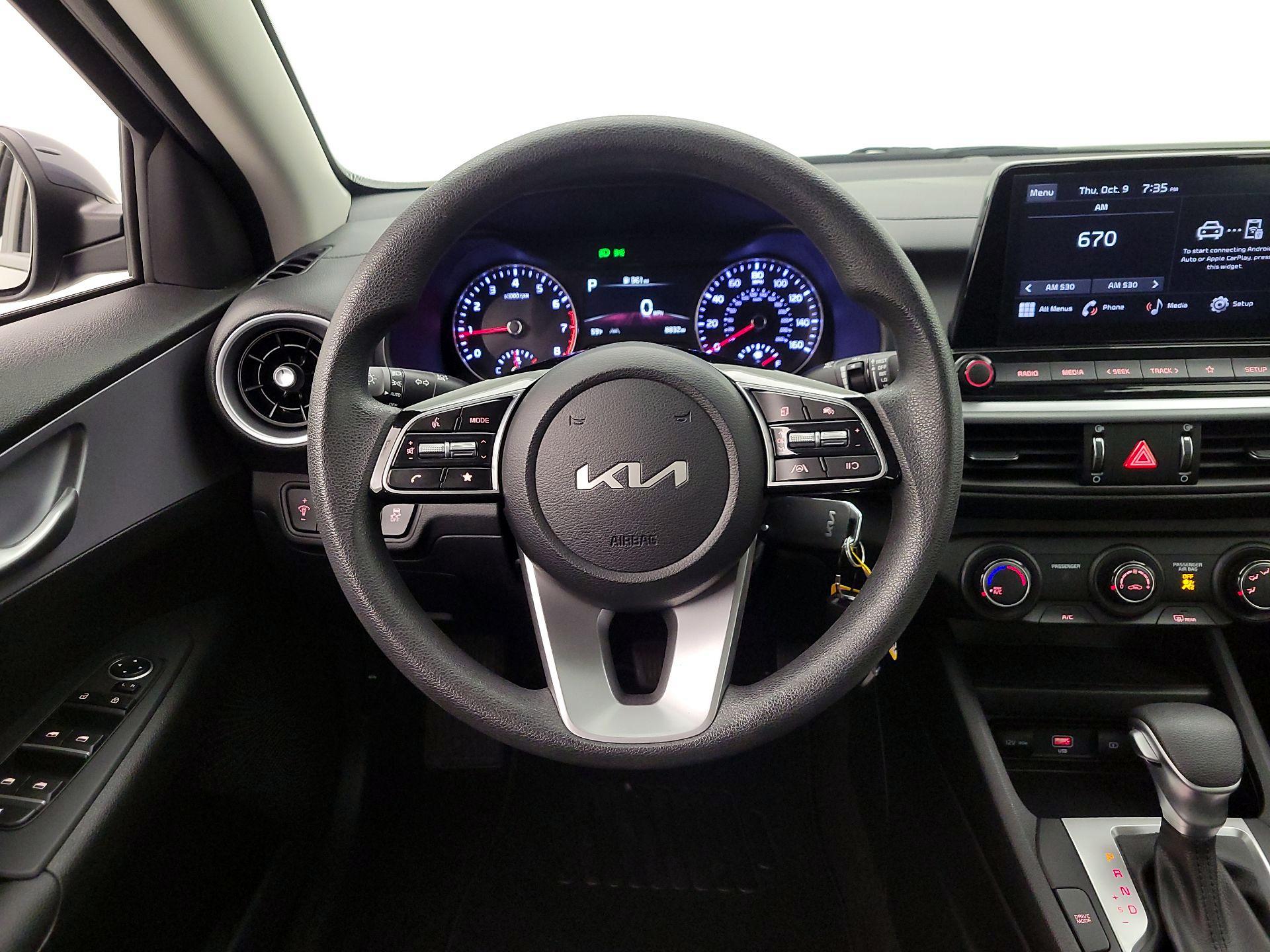 Thumbnail: 2024 Kia Forte - 10