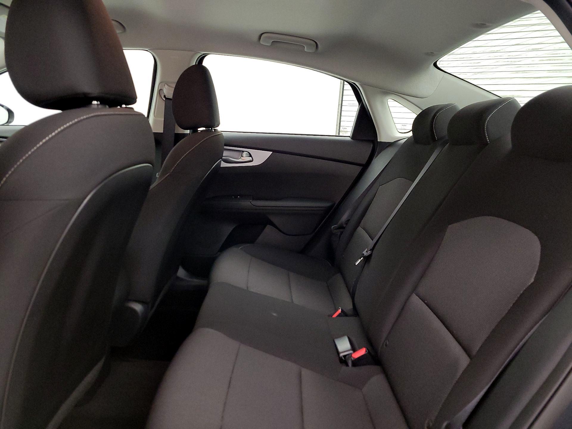 Thumbnail: 2024 Kia Forte - 19
