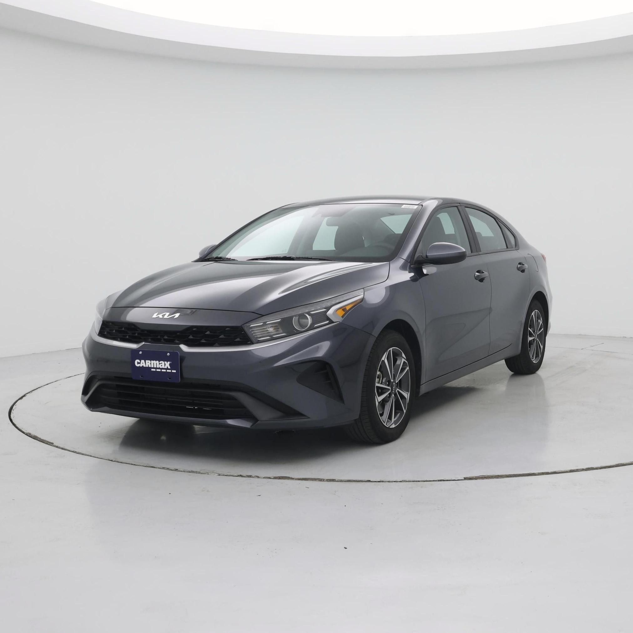 Thumbnail: 2024 Kia Forte - 4