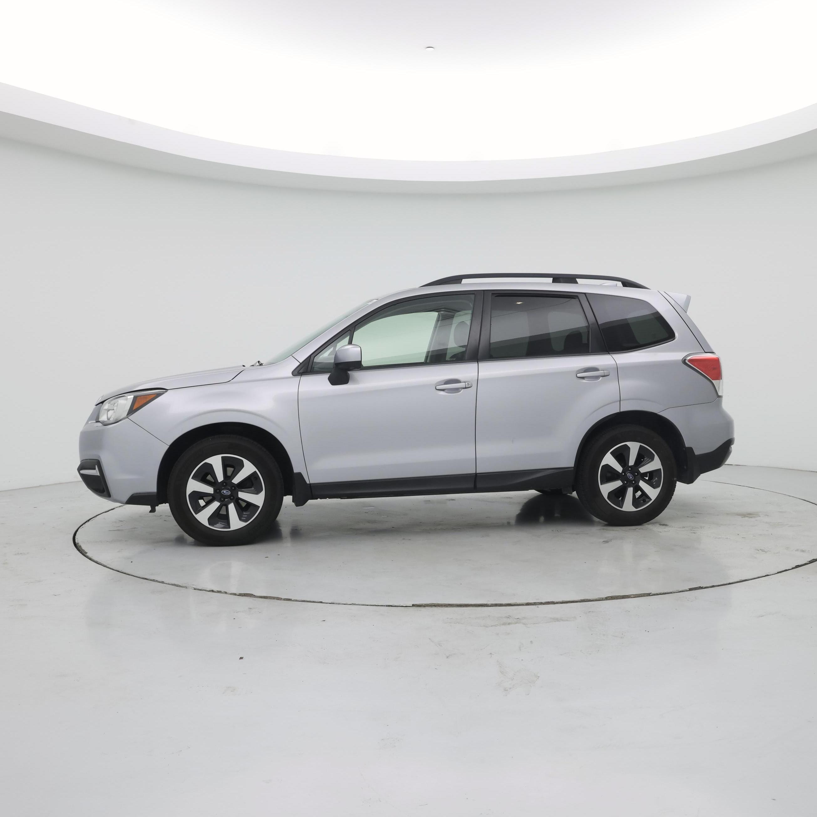 Thumbnail: 2017 Subaru Forester - 3