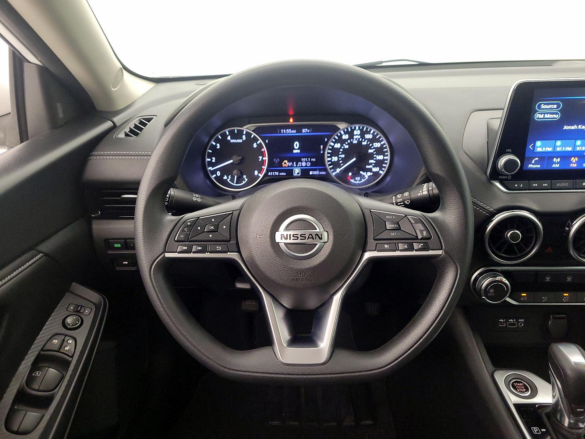 Thumbnail: 2023 Nissan Sentra - 10