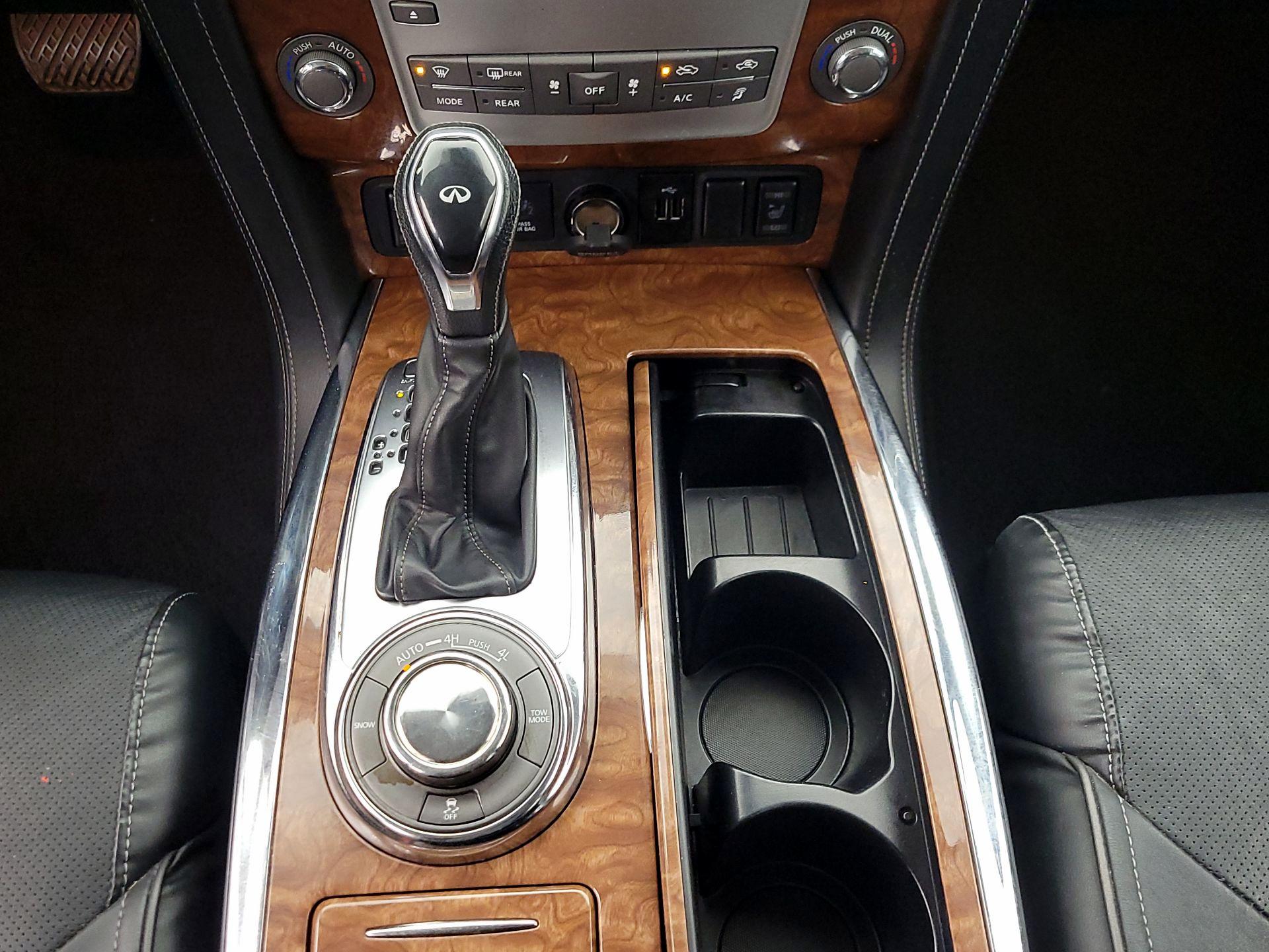 Thumbnail: 2019 INFINITI QX80 - 18