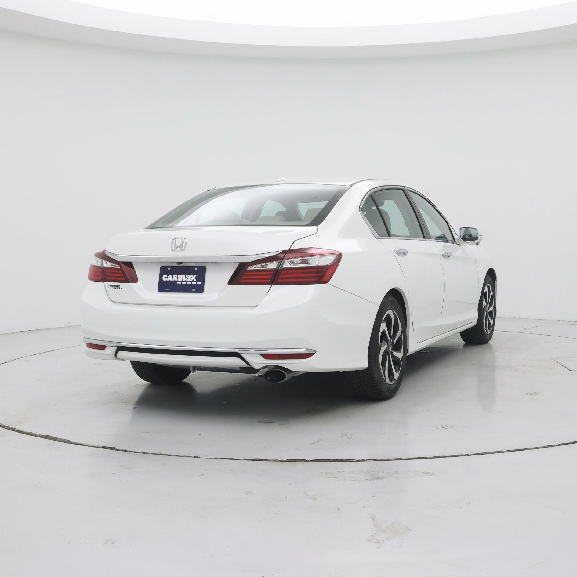 Thumbnail: 2017 Honda Accord - 8