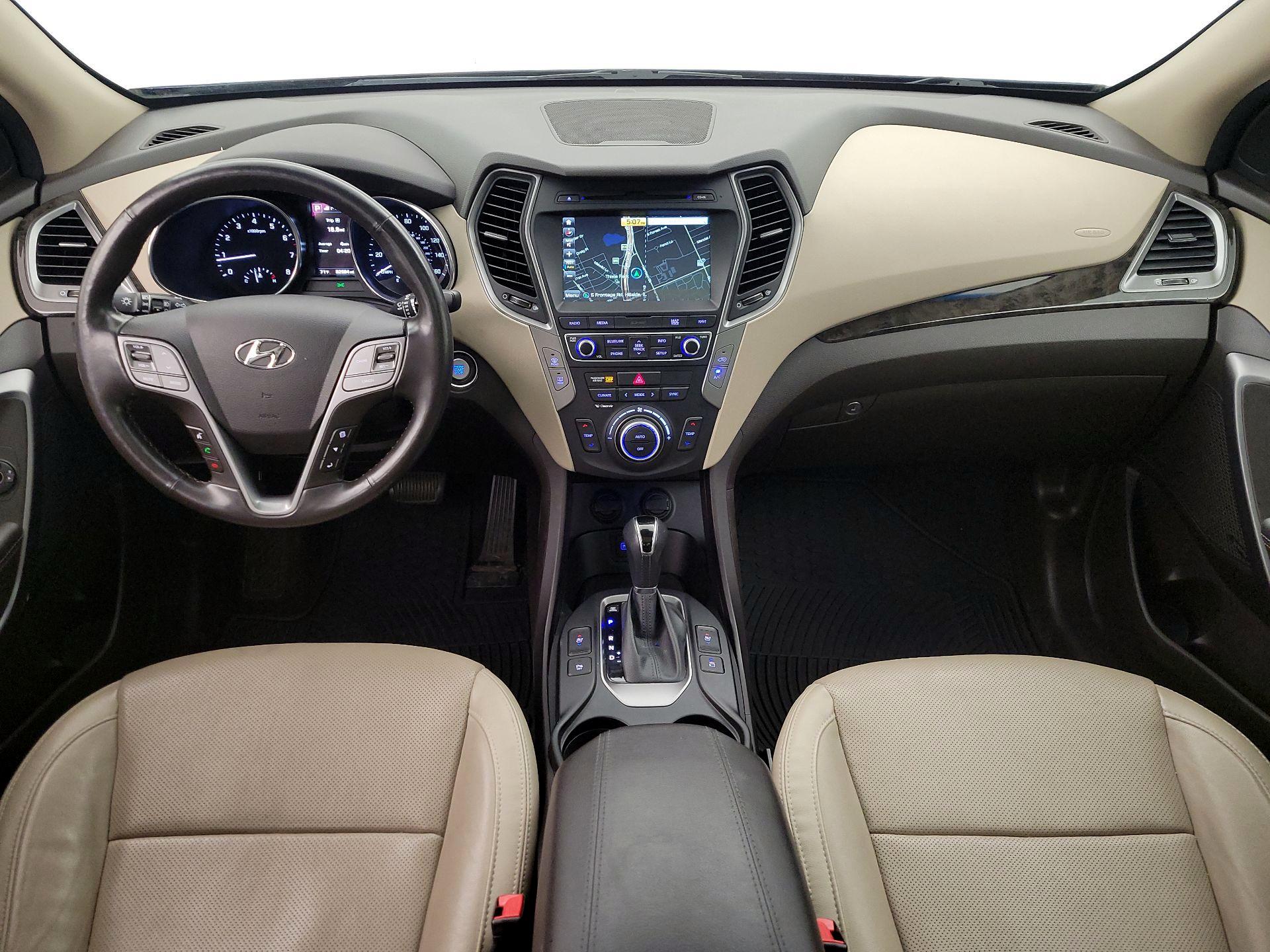 Thumbnail: 2017 Hyundai Santa Fe - 9