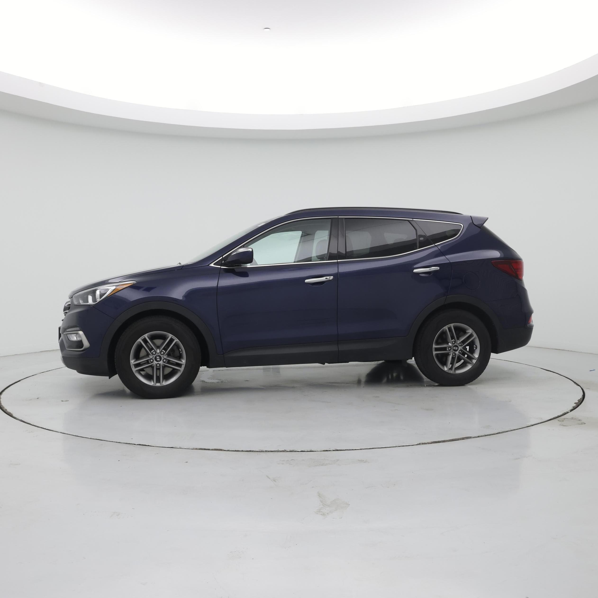 Thumbnail: 2017 Hyundai Santa Fe - 3