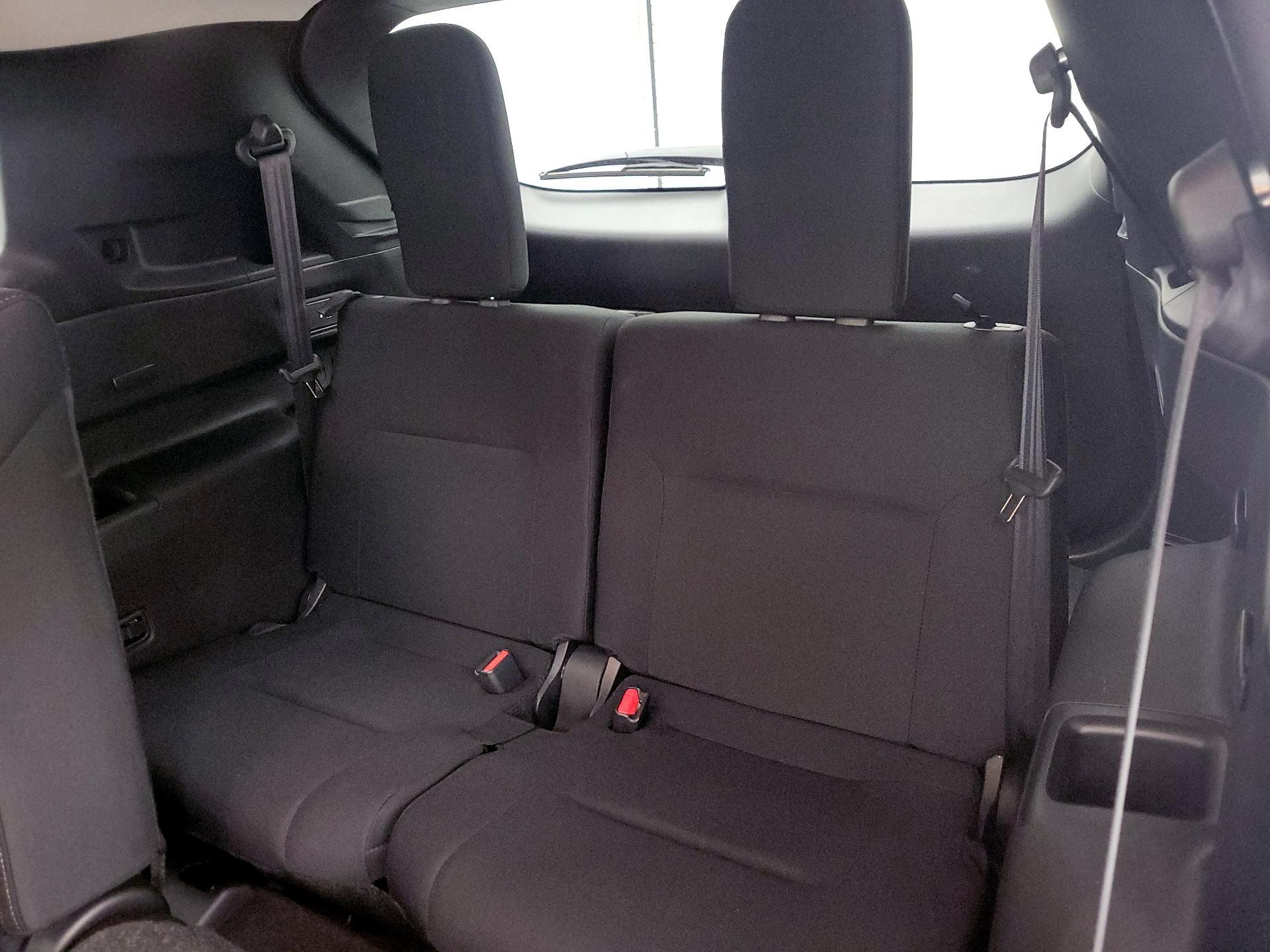 Thumbnail: 2024 Mitsubishi Outlander - 20