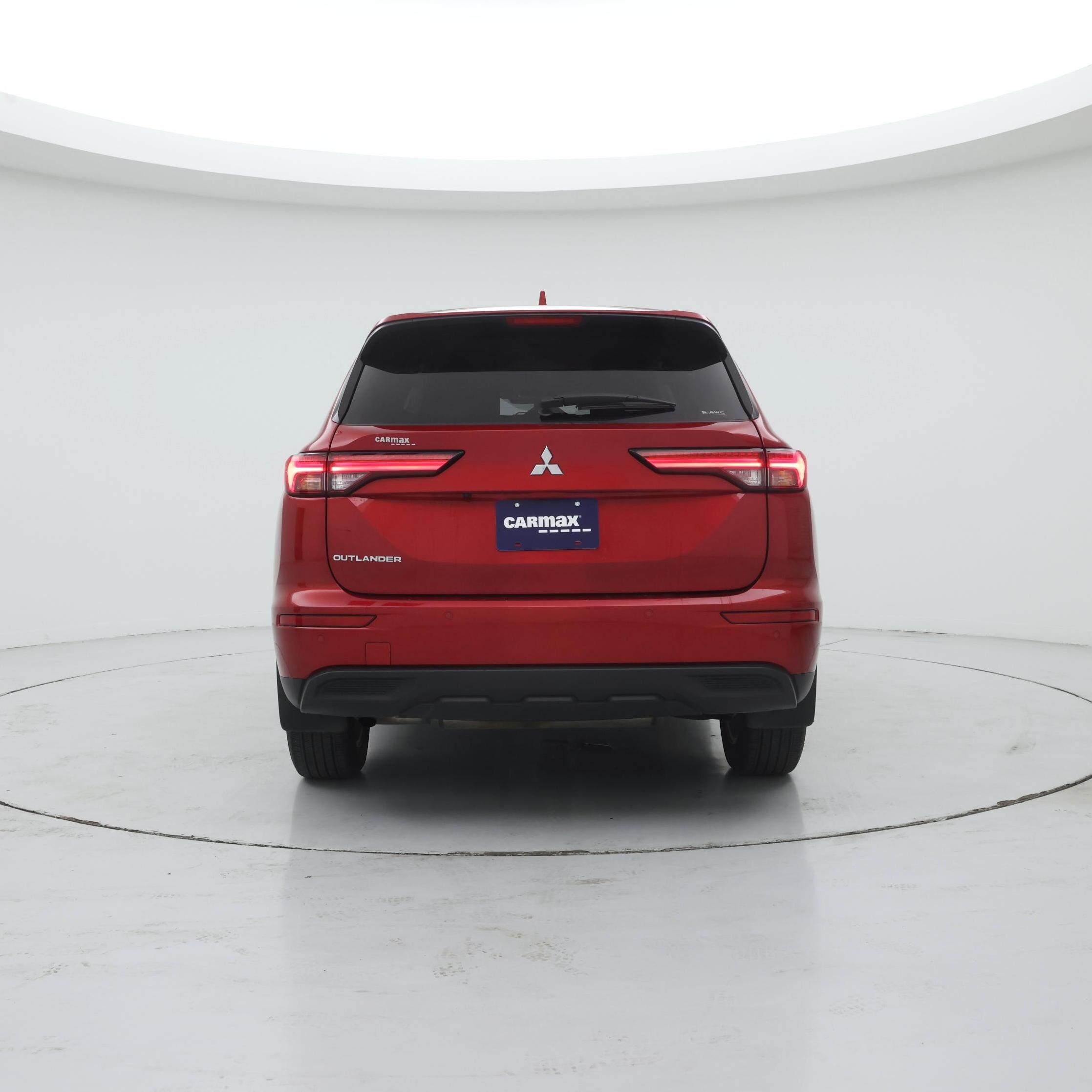 Thumbnail: 2024 Mitsubishi Outlander - 6