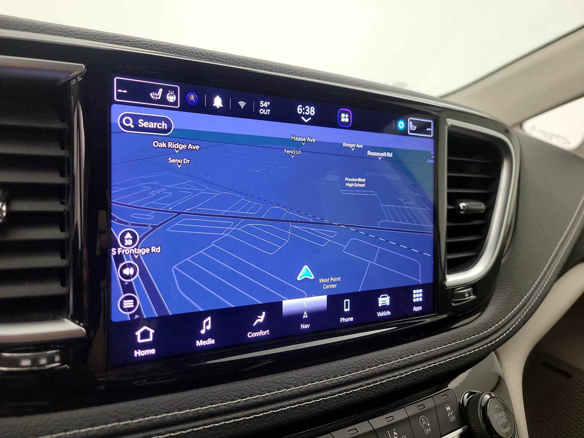 Thumbnail: 2022 Chrysler Pacifica - 14