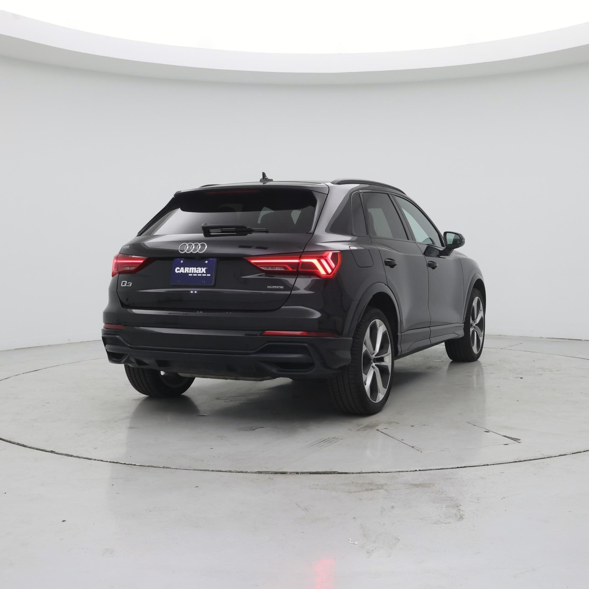Thumbnail: 2021 Audi Q3 - 8