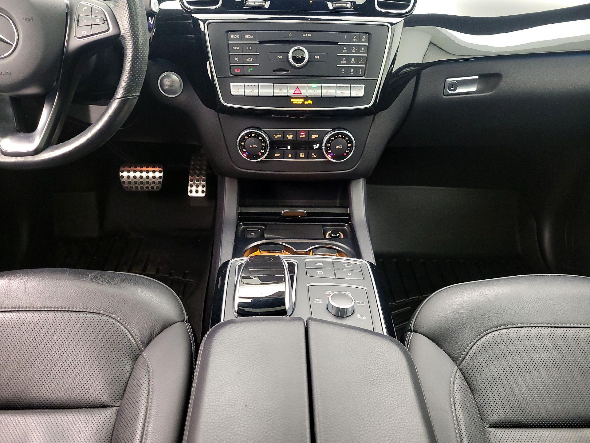 Thumbnail: 2018 Mercedes-Benz GLE - 18